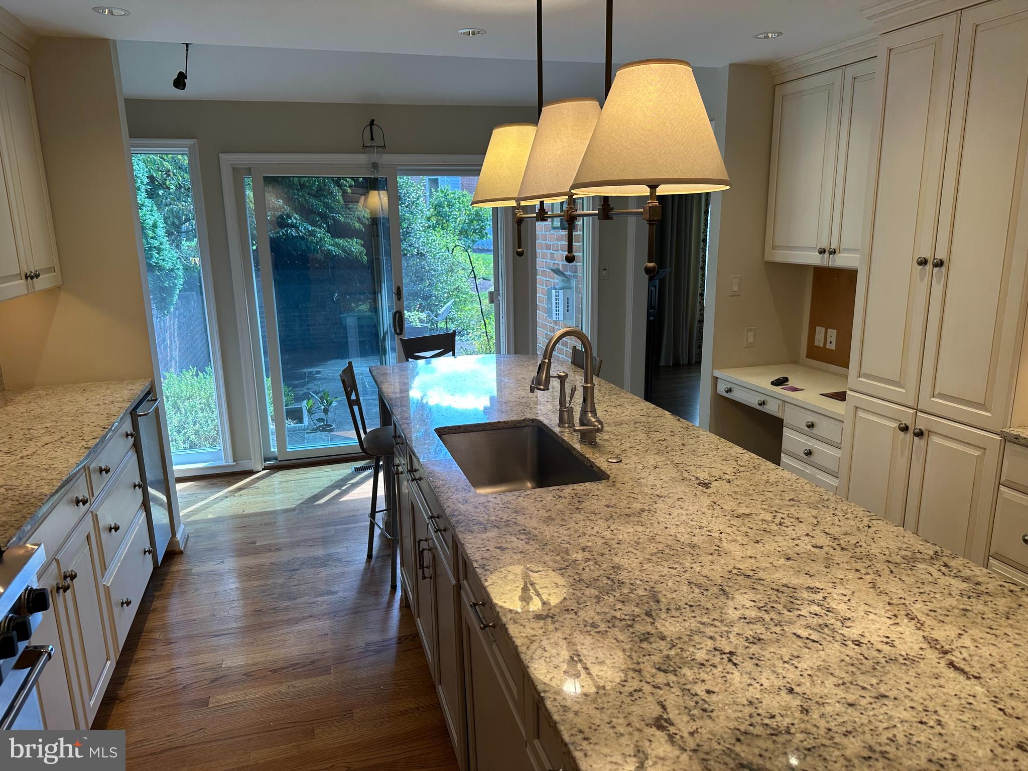 THE MEADOWS OF GREEN SPRING - Residential Lease