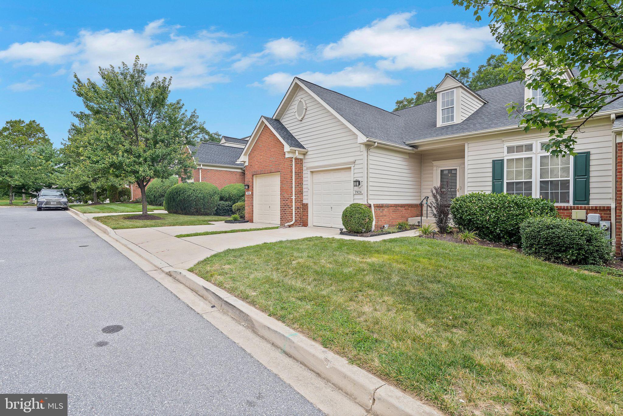 7924 BRIARGLEN DRIVE D
