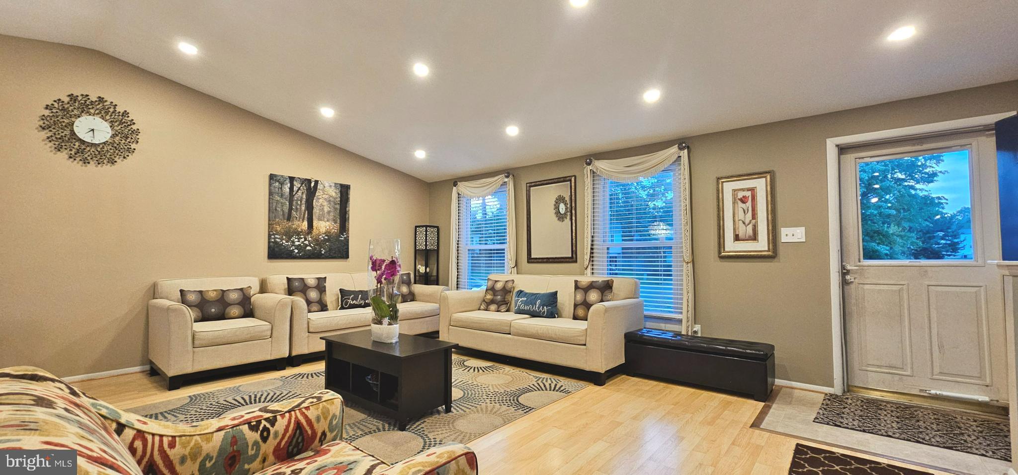 4033 PICKSTONE DRIVE