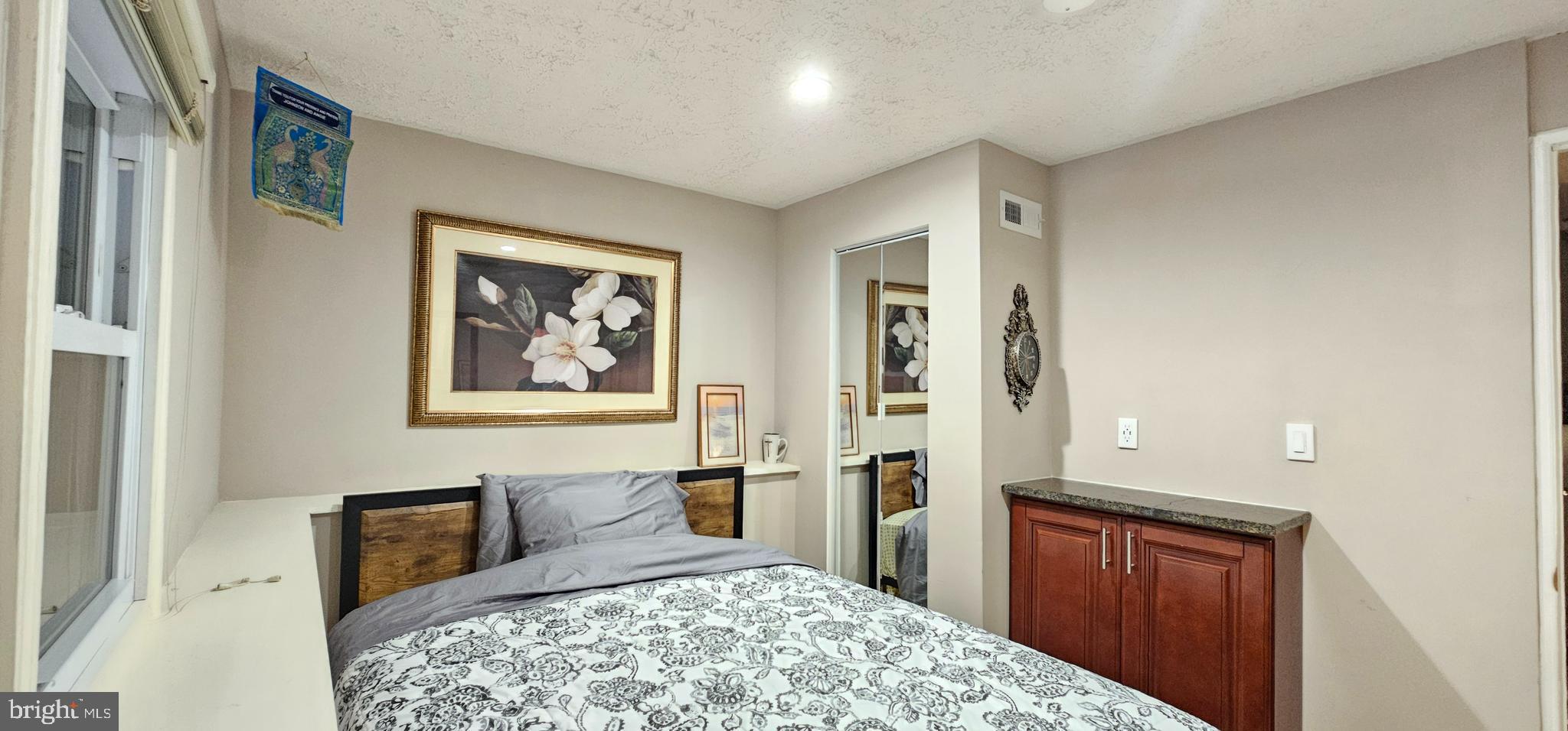 STARLIT PONDS - Residential Lease