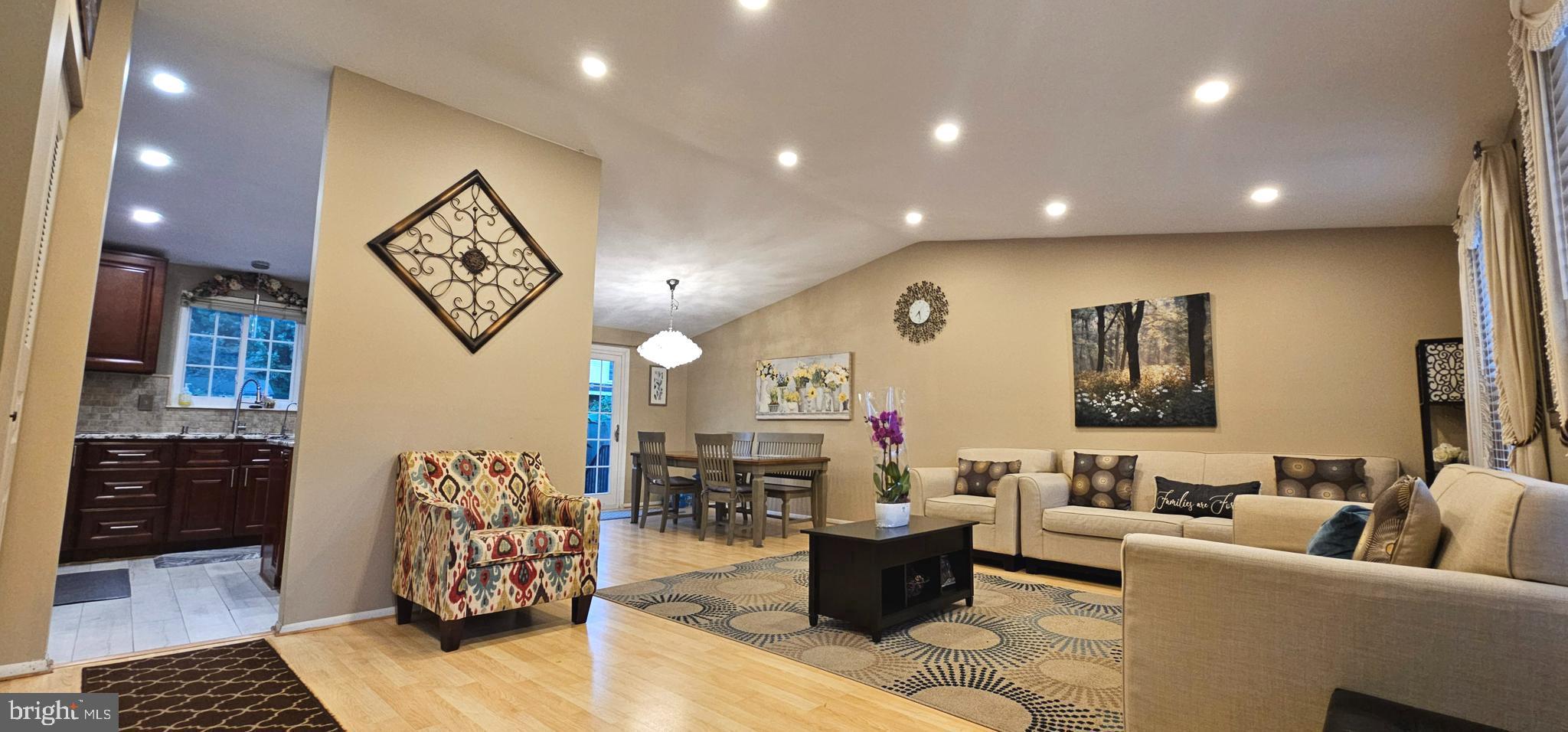 4033 PICKSTONE DRIVE