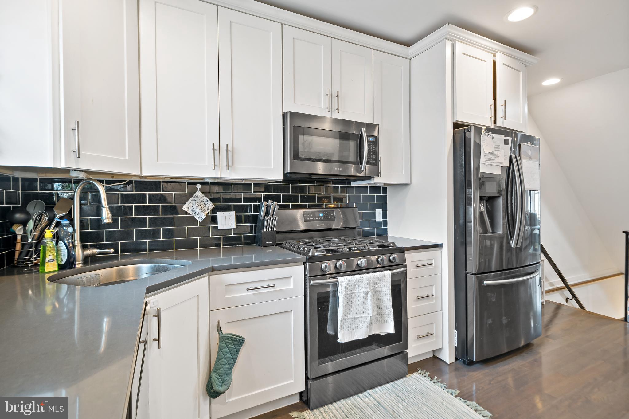 GRAYS FERRY - Residential Lease