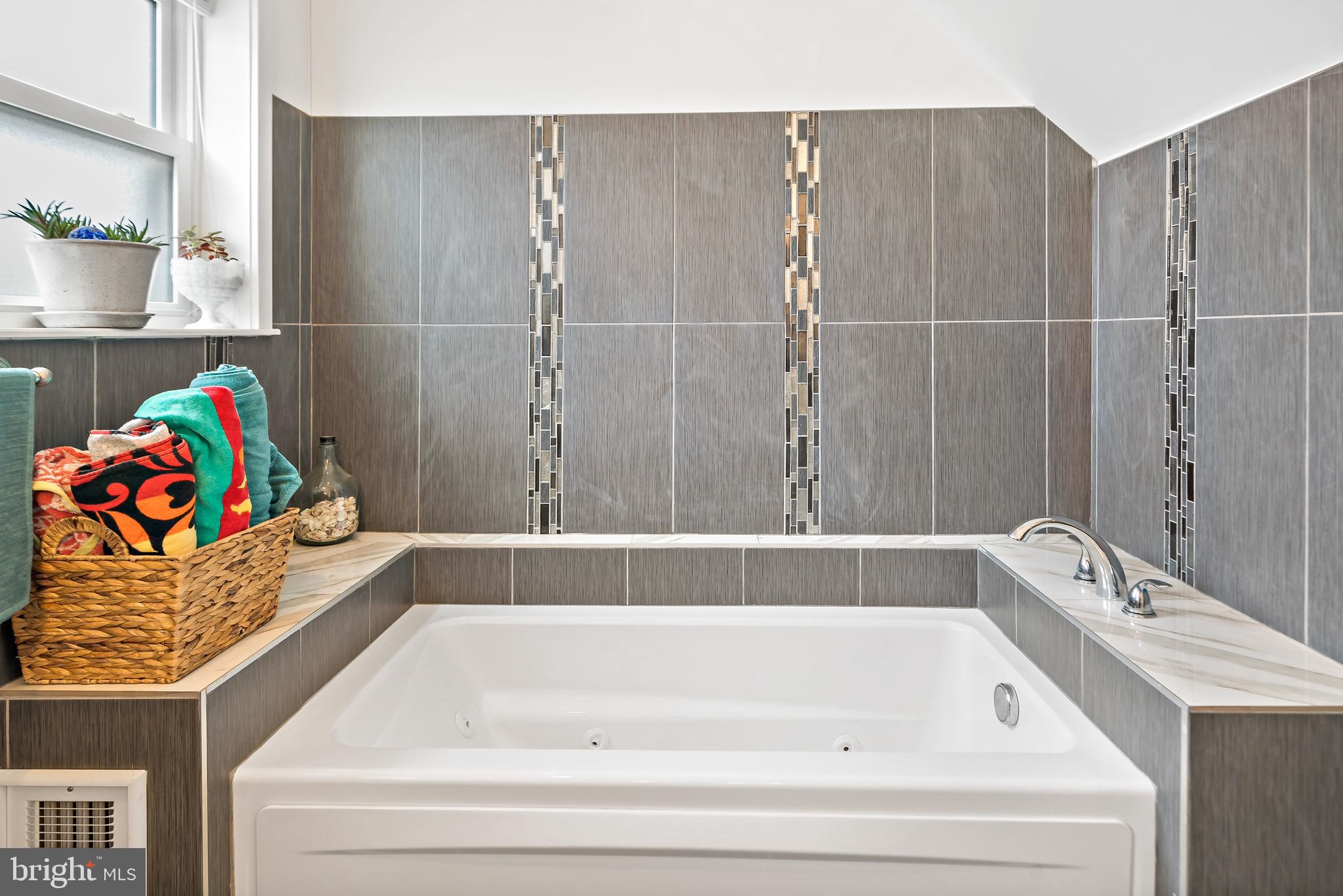 GRAYS FERRY - Residential Lease