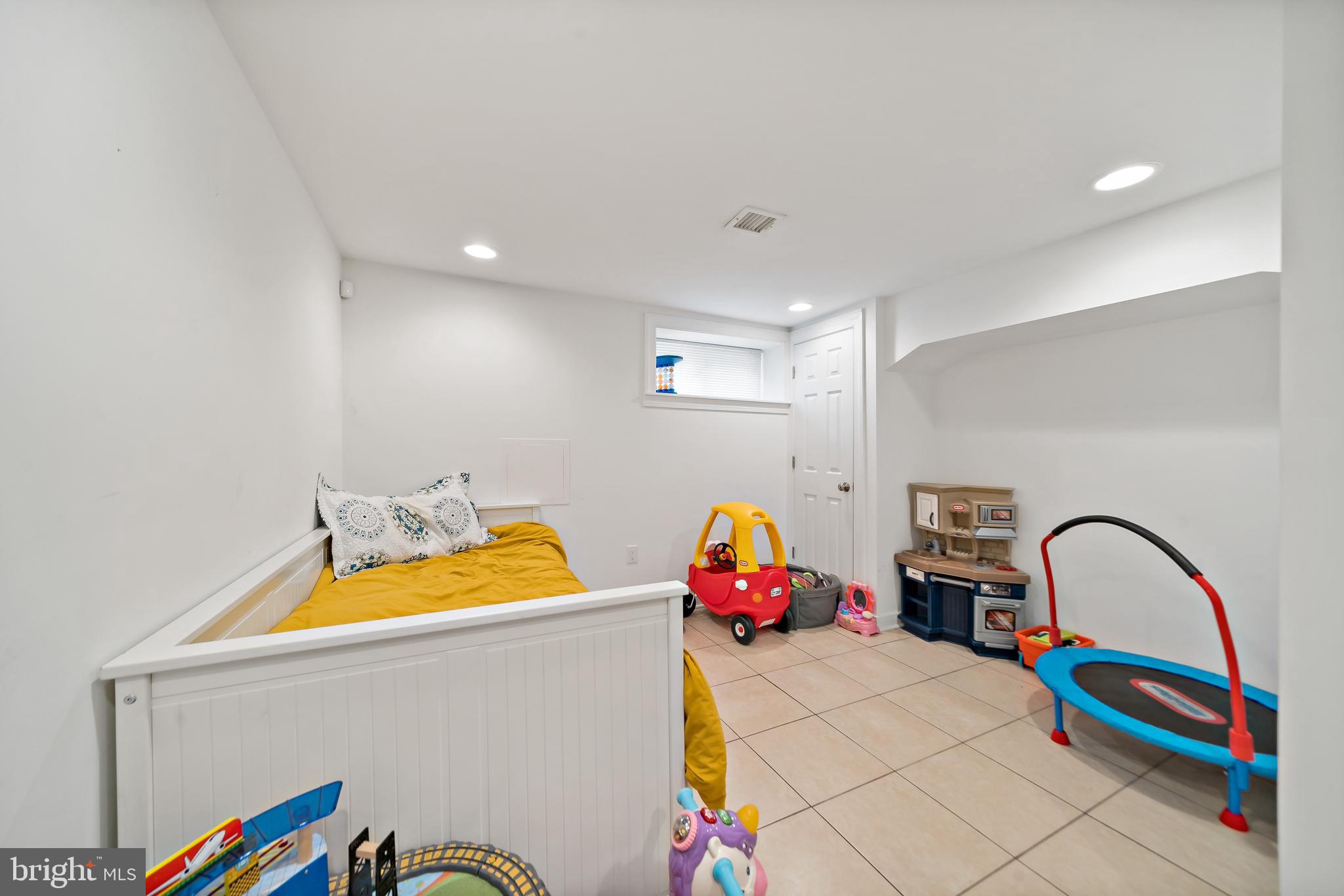 GRAYS FERRY - Residential Lease