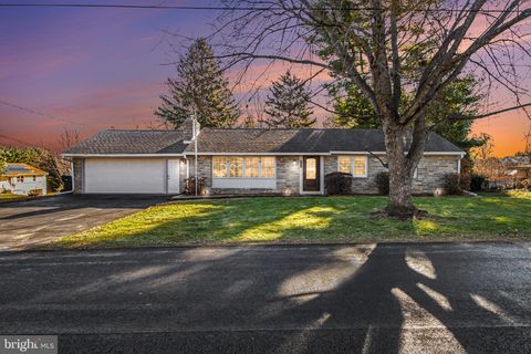 14 GREENWAY DRIVE MECHANICSBURG PA 17055