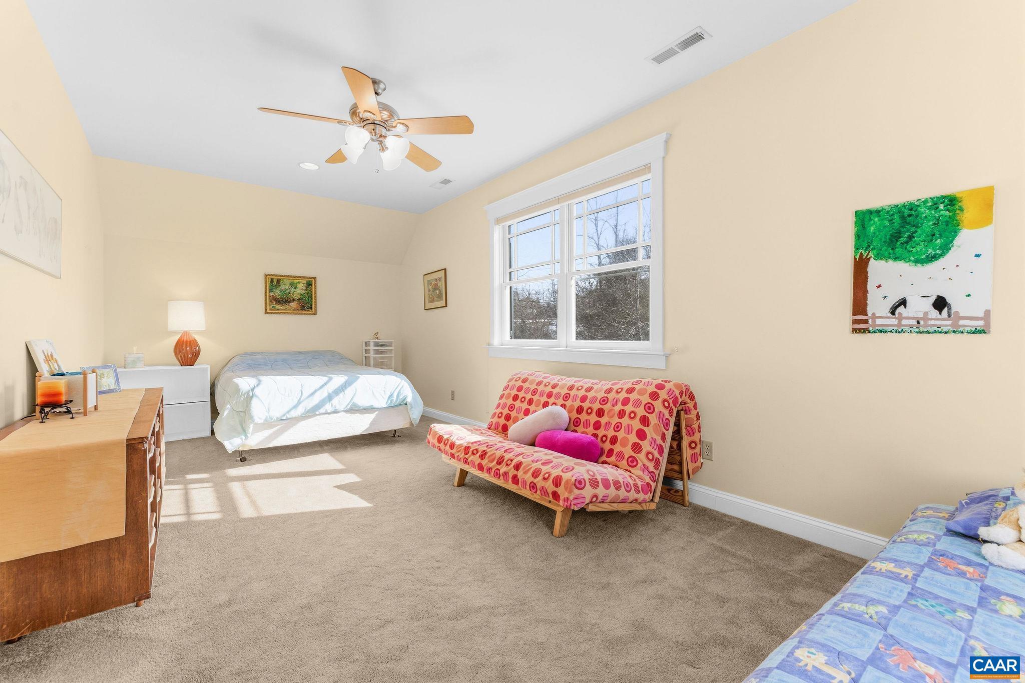 THE ROCKS - Residential