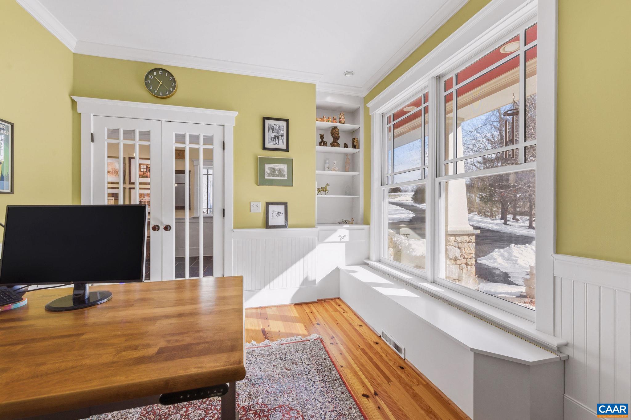 THE ROCKS - Residential