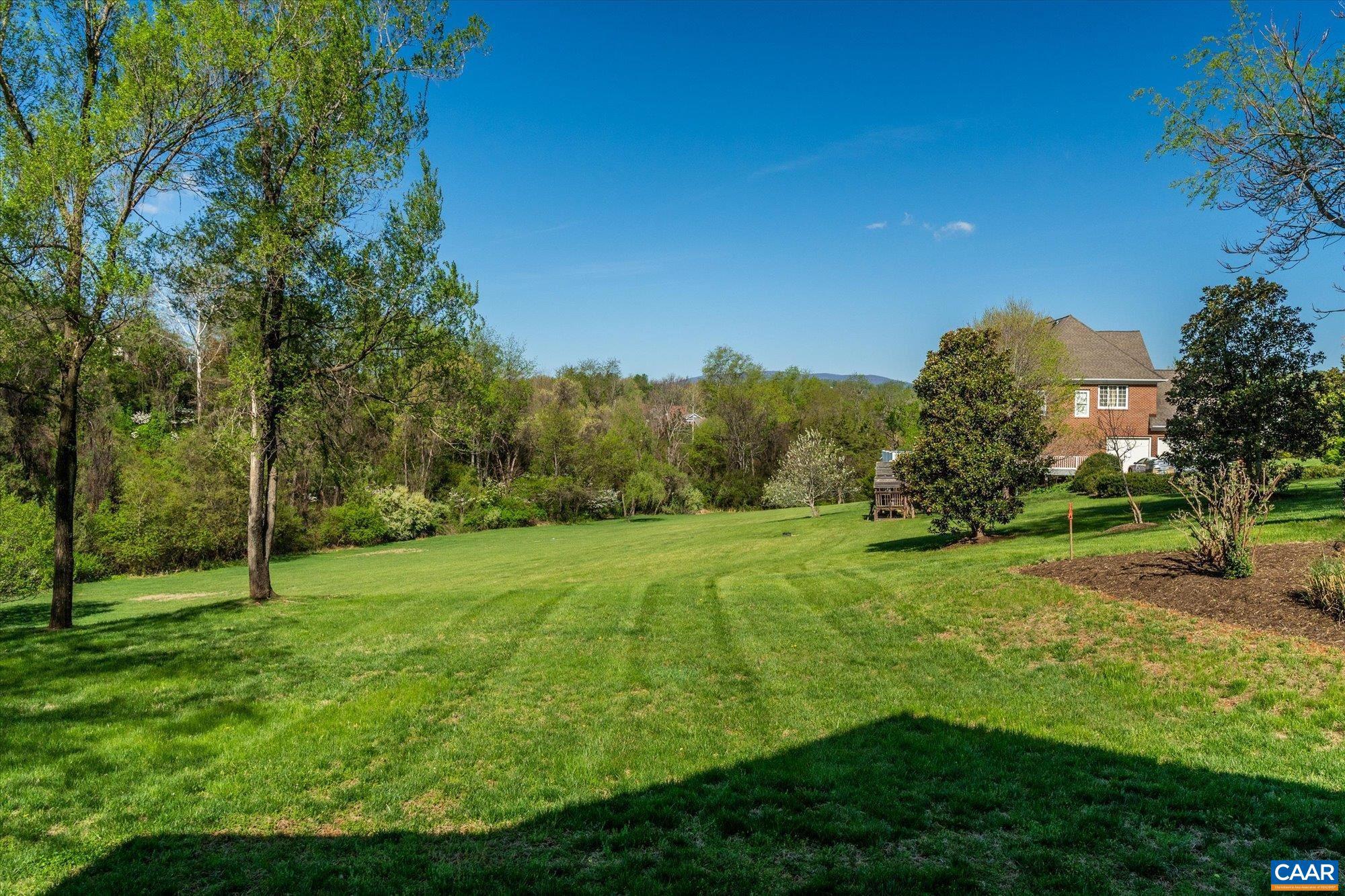 THE ROCKS - Residential