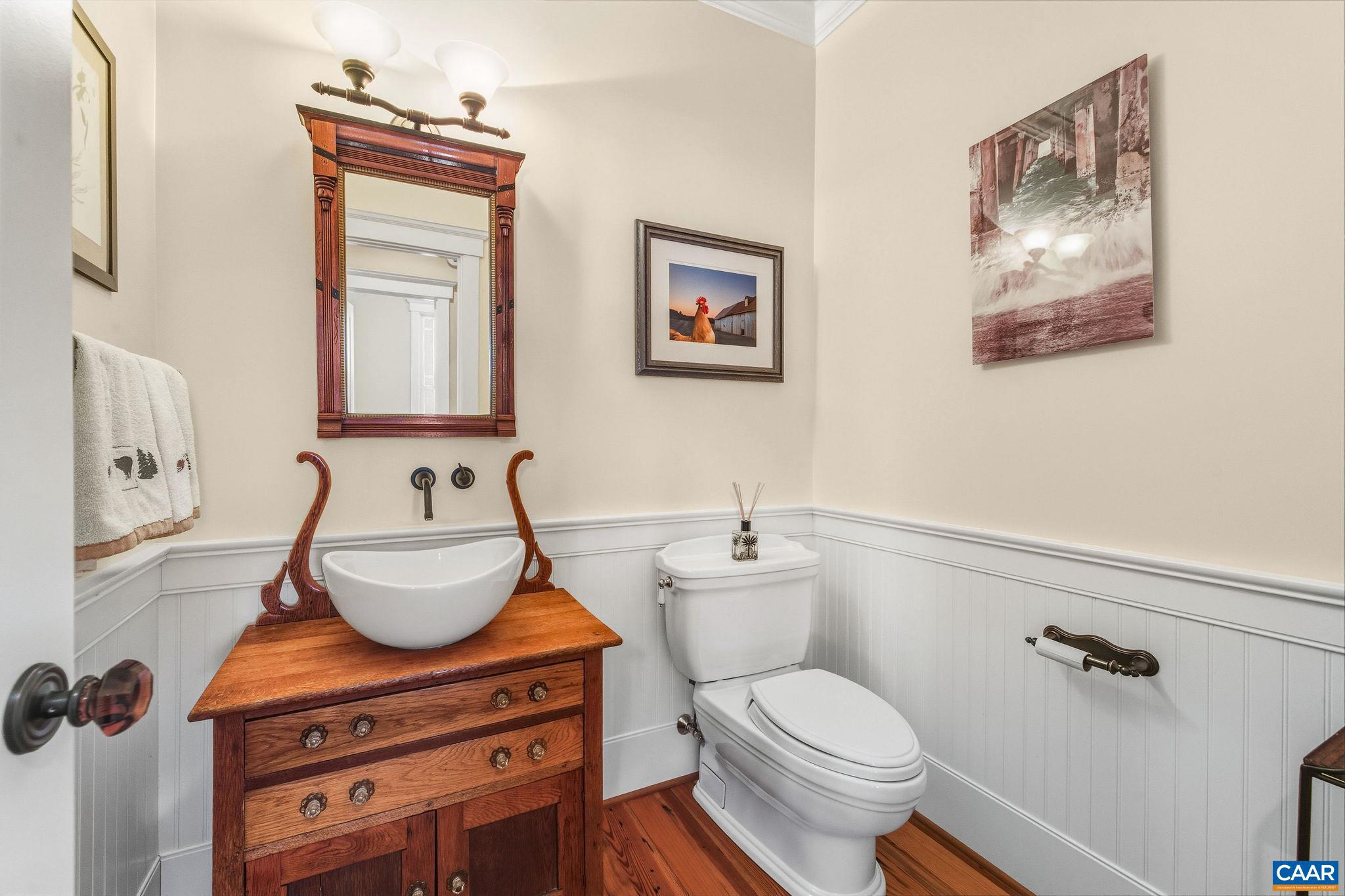 THE ROCKS - Residential