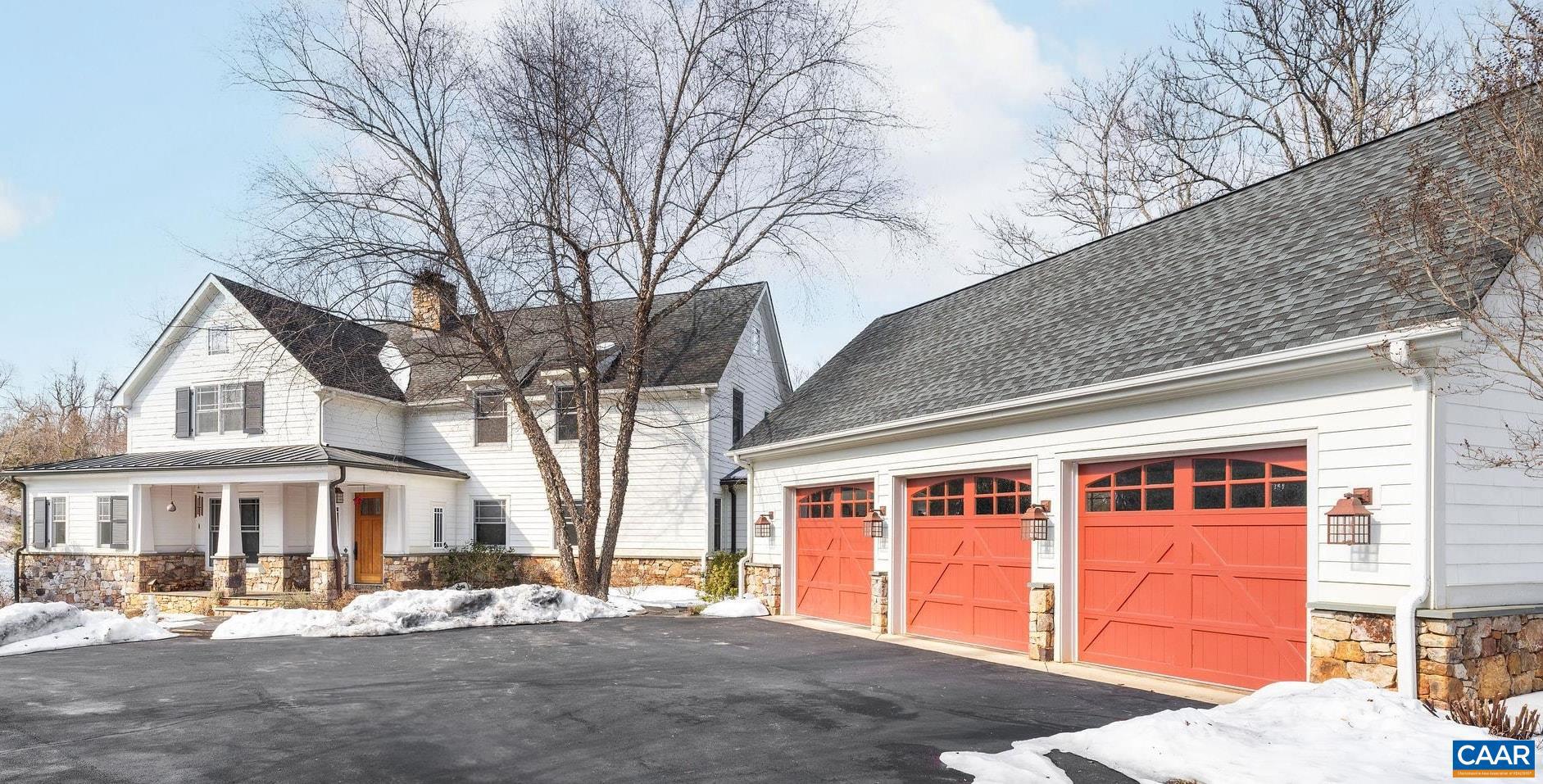 THE ROCKS - Residential