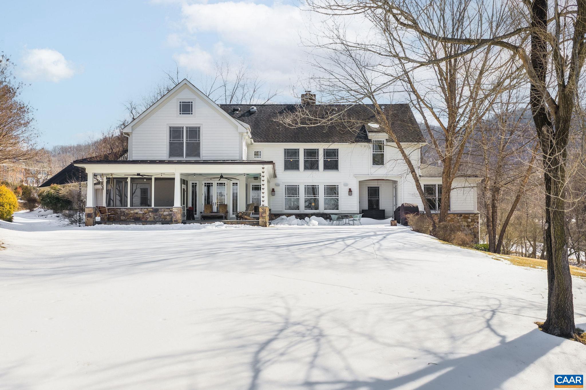 THE ROCKS - Residential