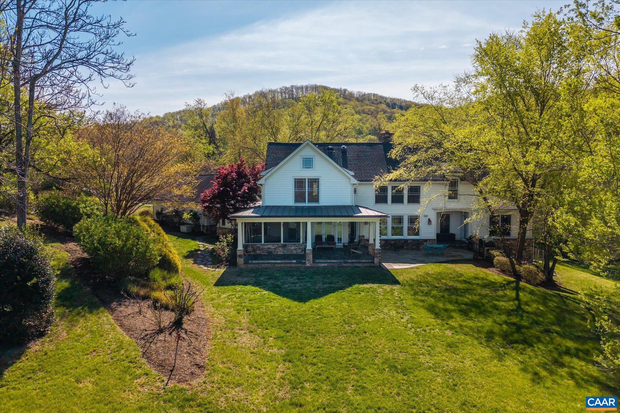 THE ROCKS - Residential