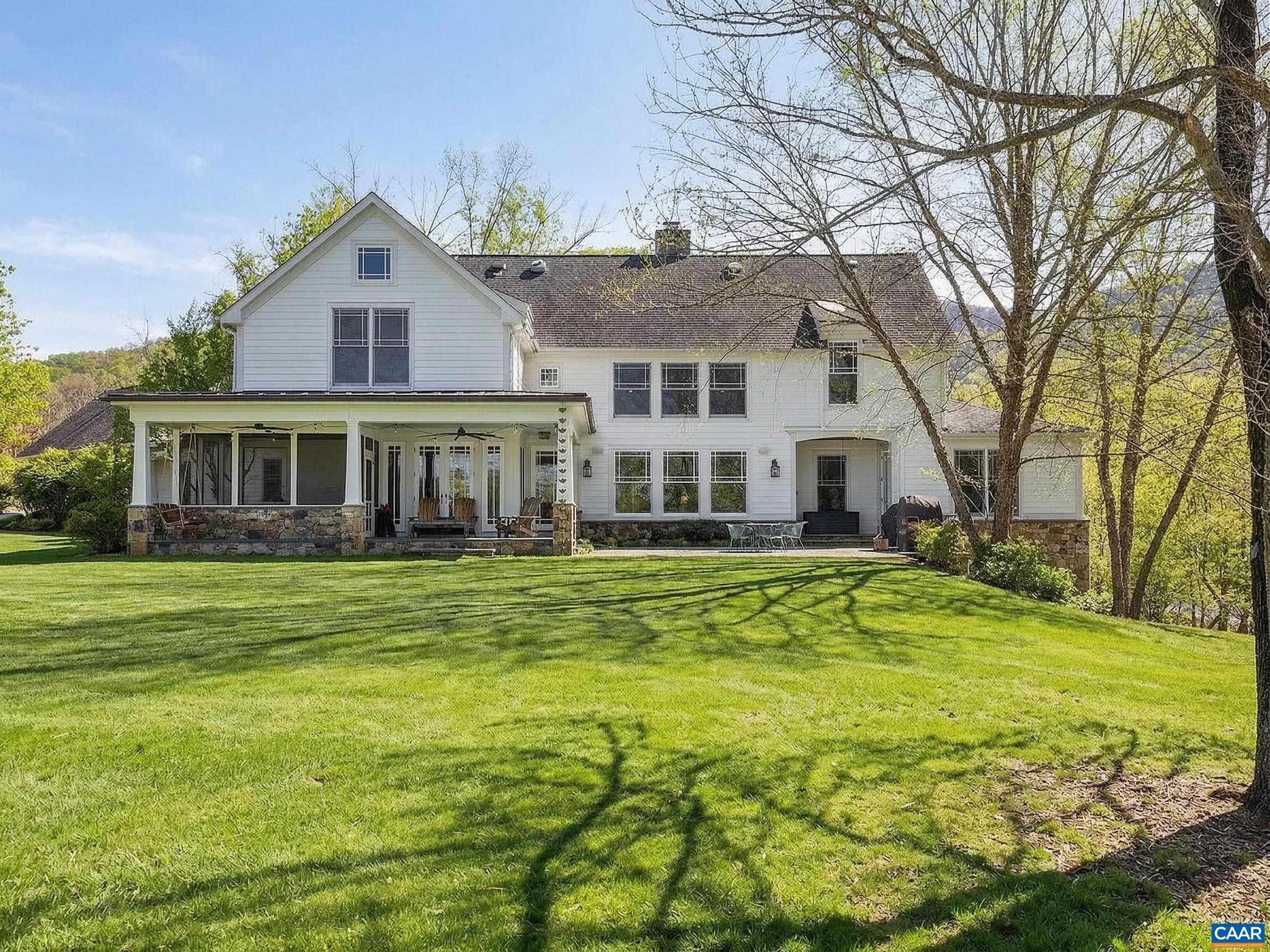 THE ROCKS - Residential