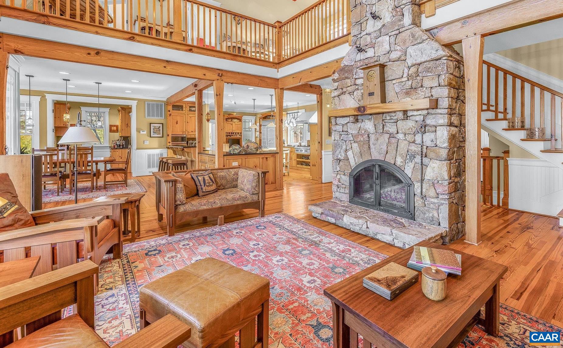 THE ROCKS - Residential