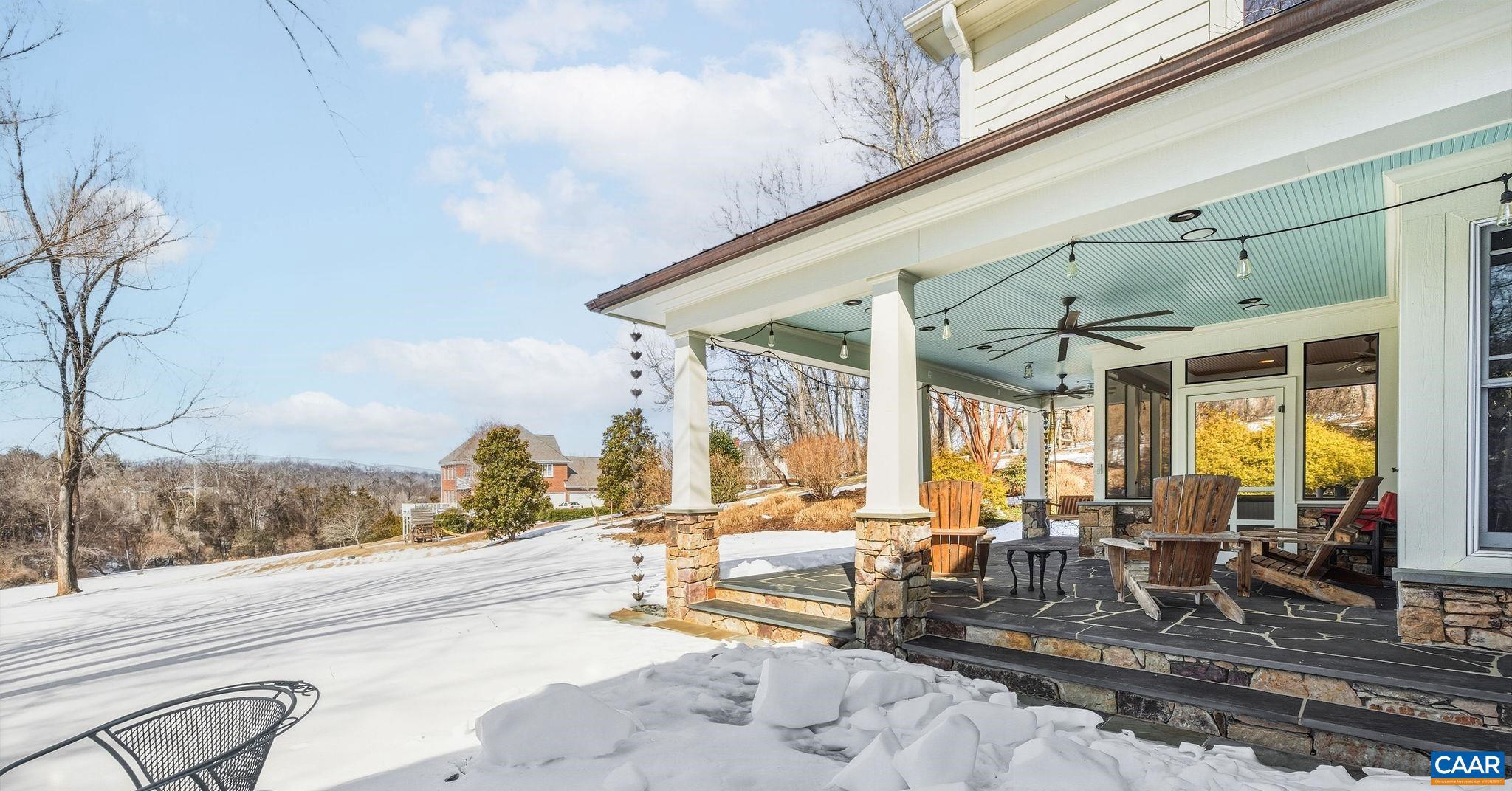 THE ROCKS - Residential