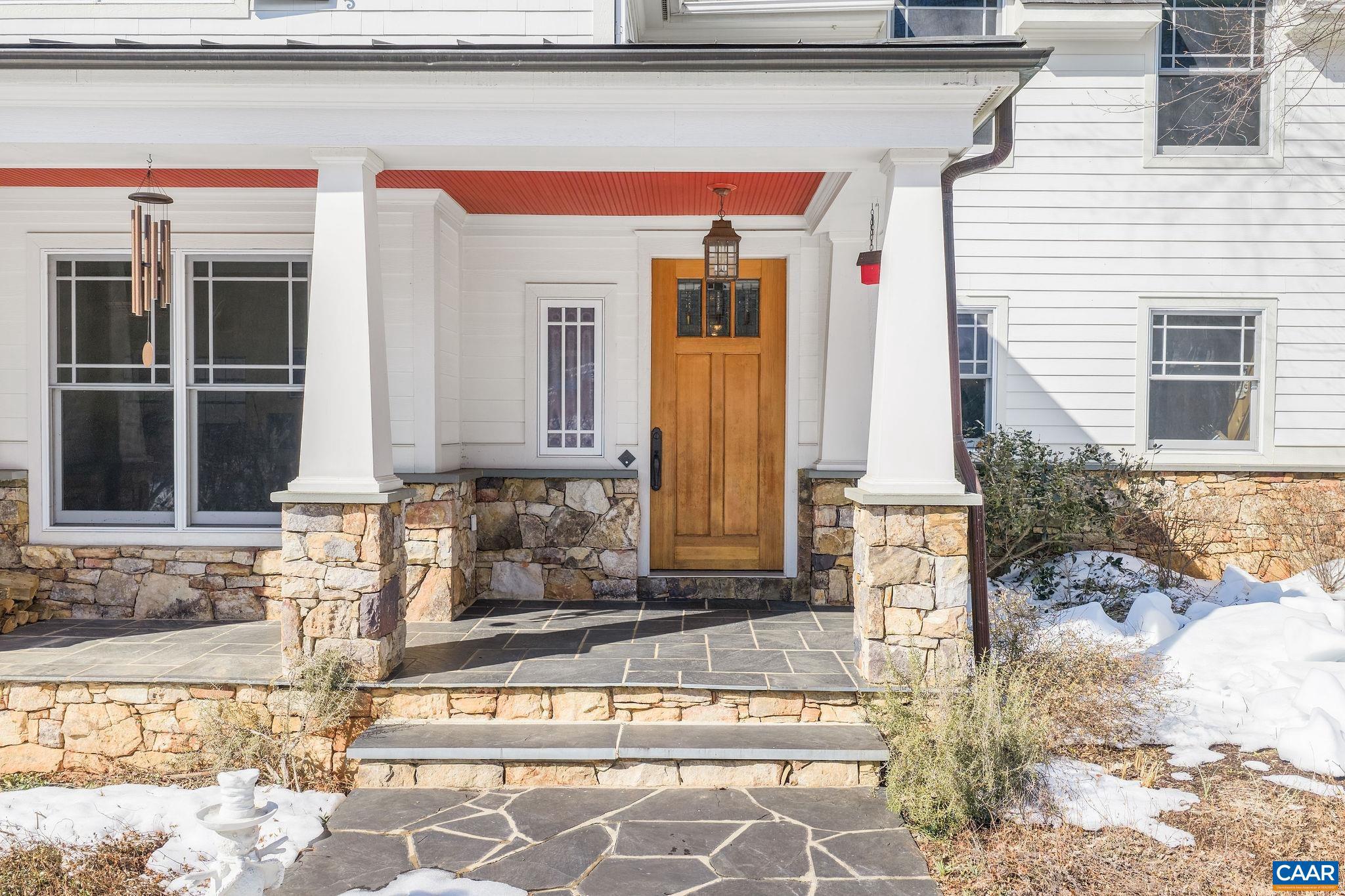 THE ROCKS - Residential