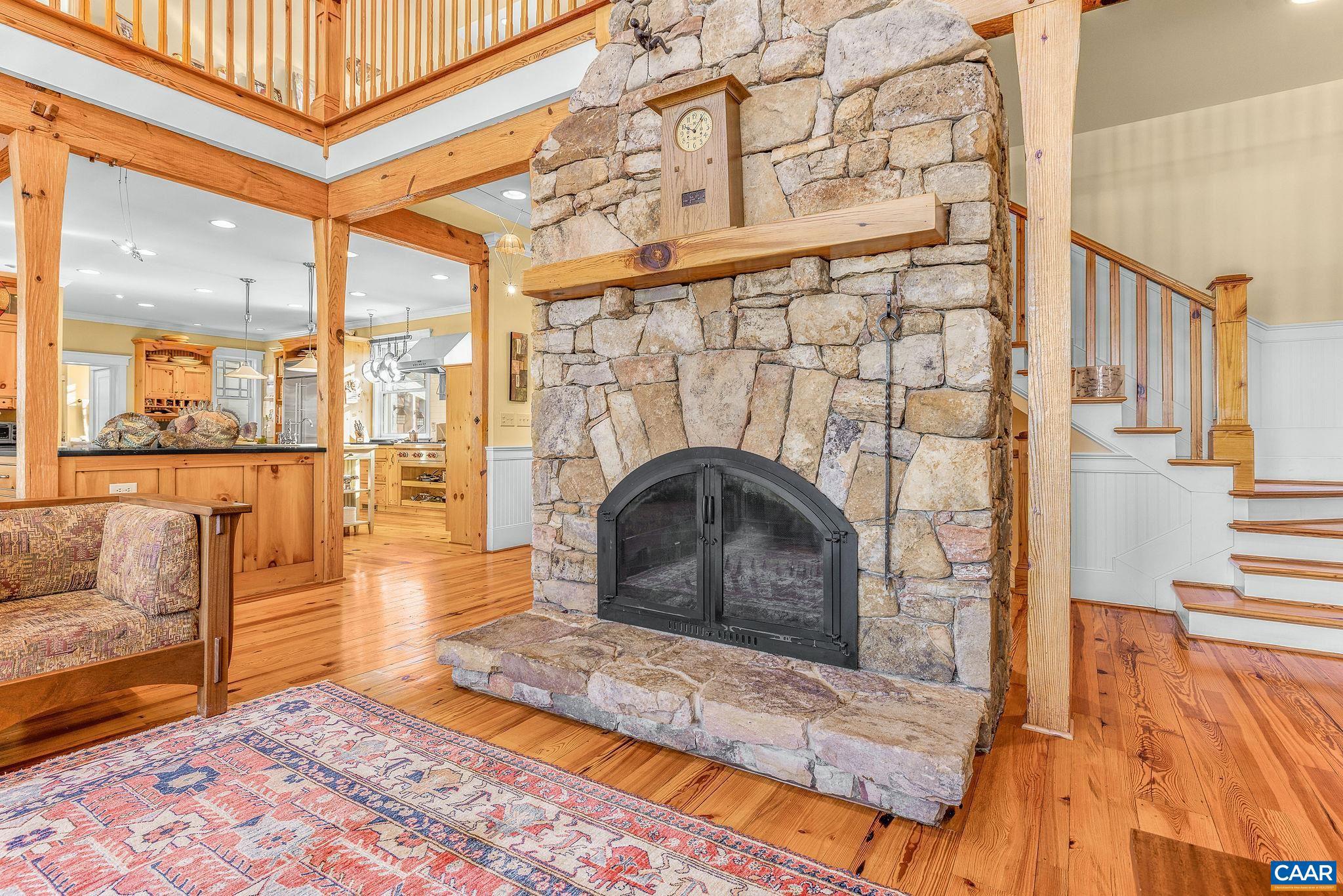 THE ROCKS - Residential