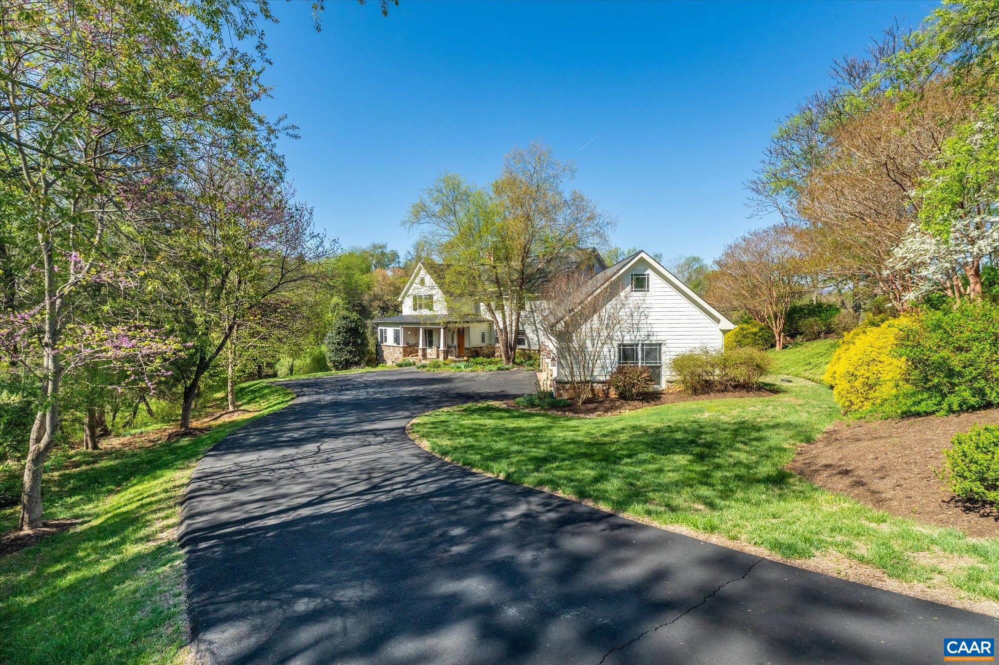 THE ROCKS - Residential