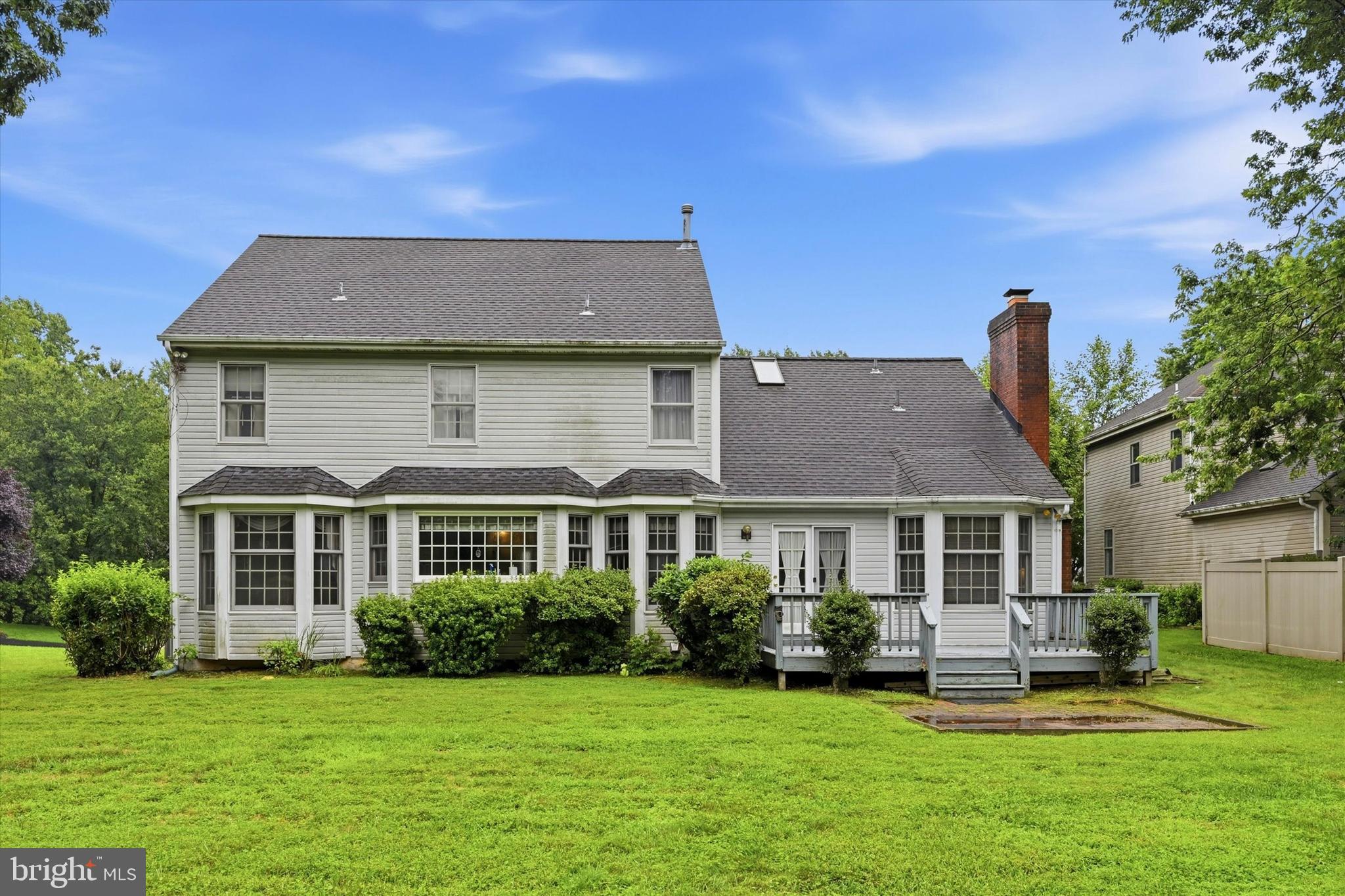 4 MOSS COURT