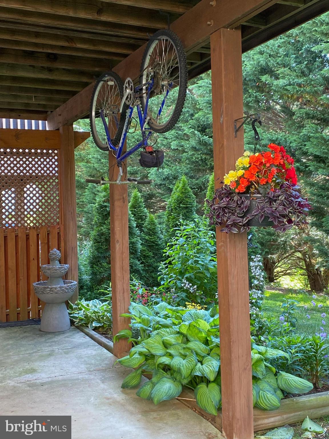 2032 TIFFANY TERRACE