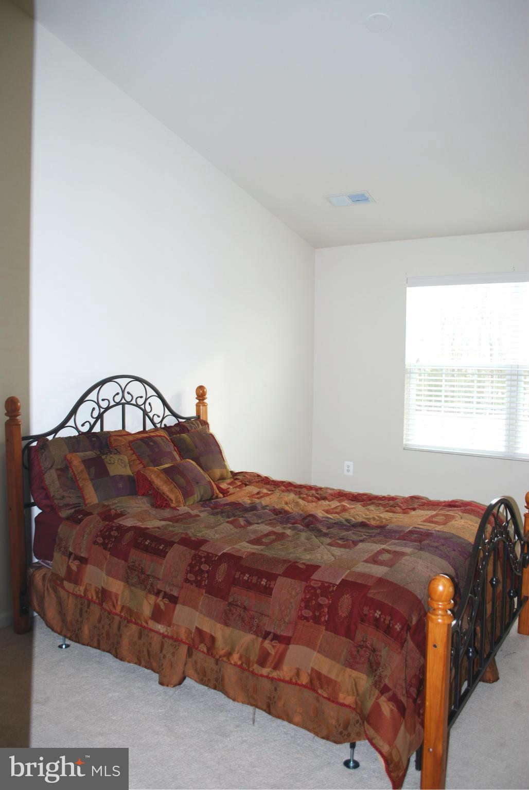 ST CHARLES SUB - GLENEAGLES - Residential Lease