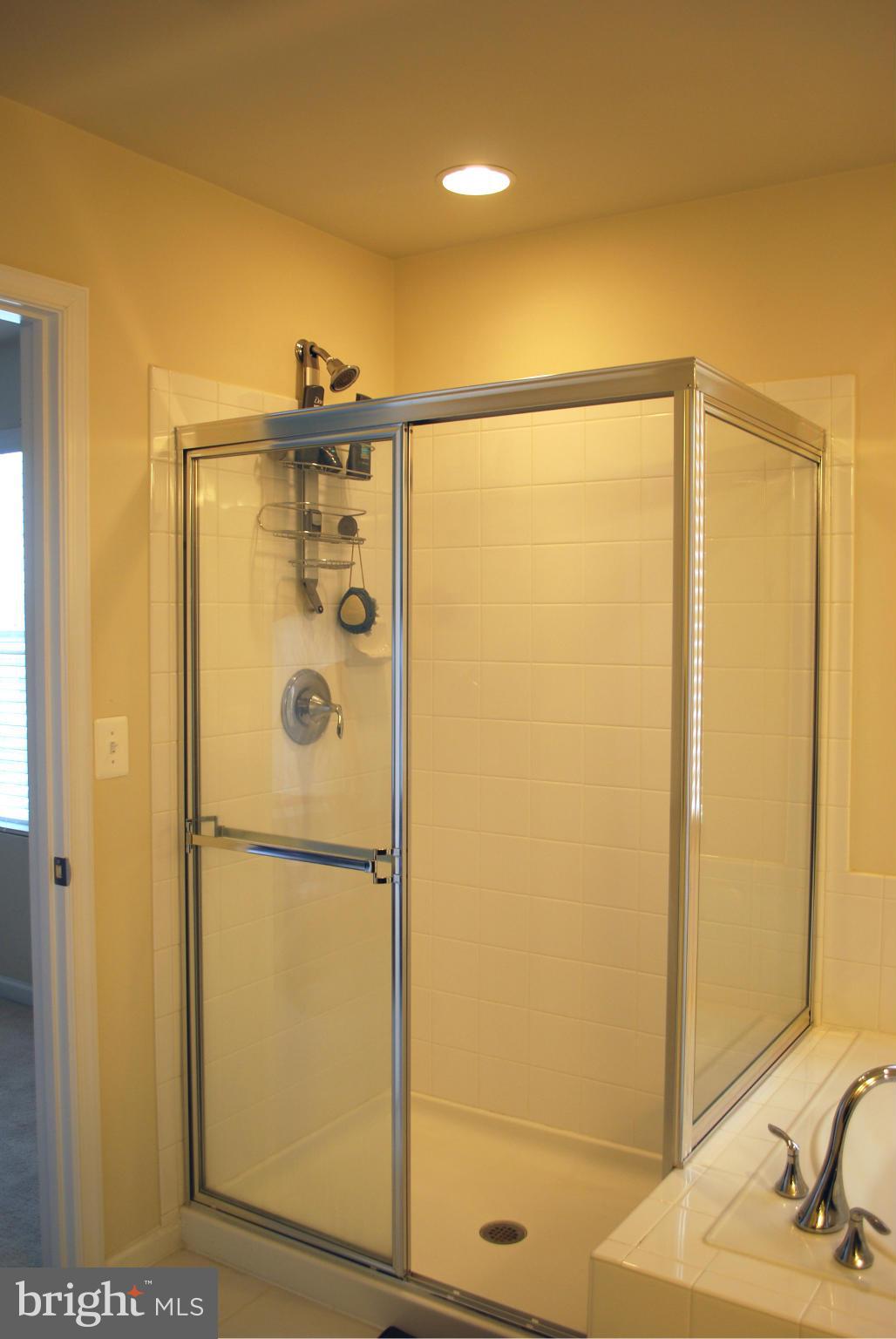 ST CHARLES SUB - GLENEAGLES - Residential Lease