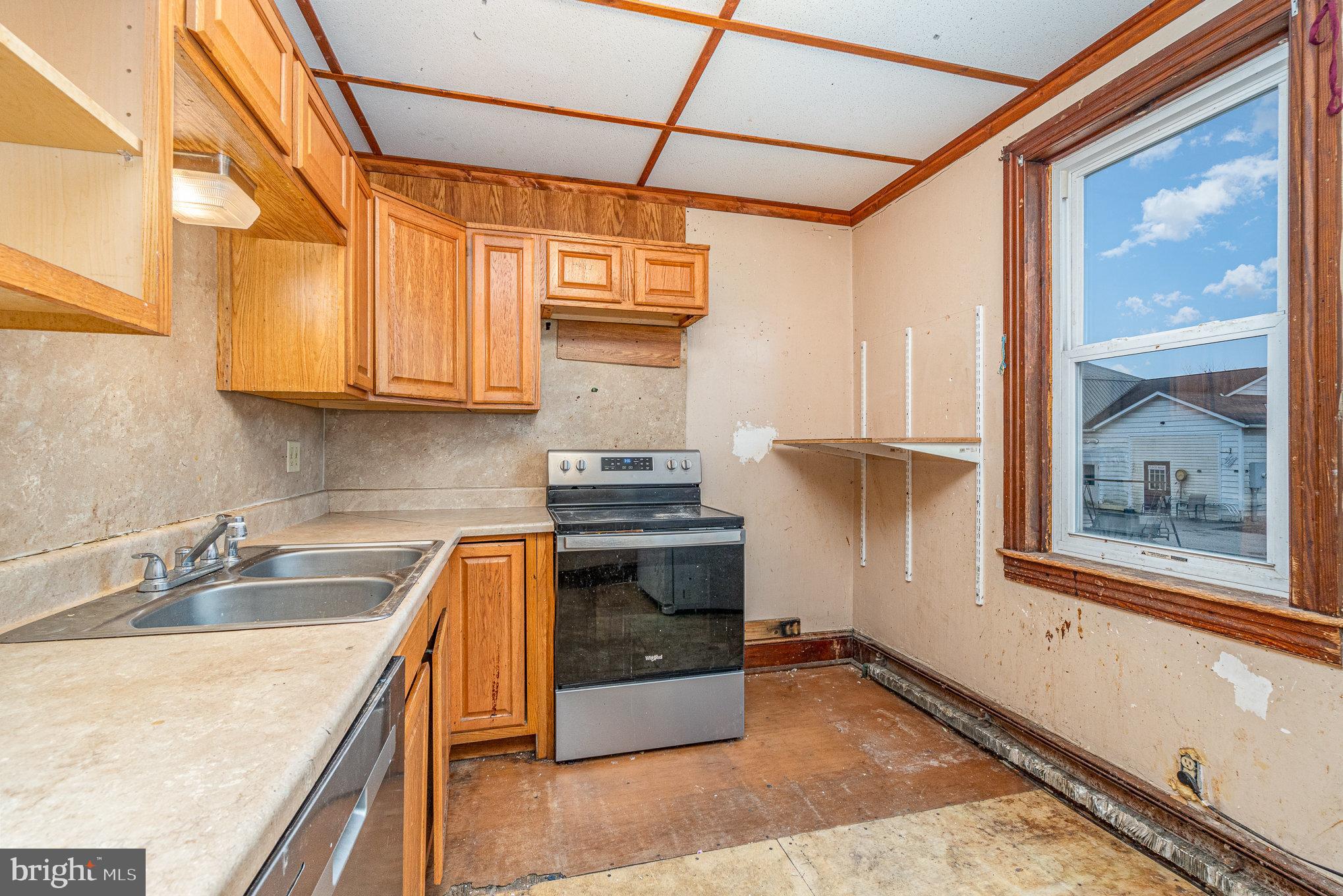 NONE AVAILABLE - Residential Income