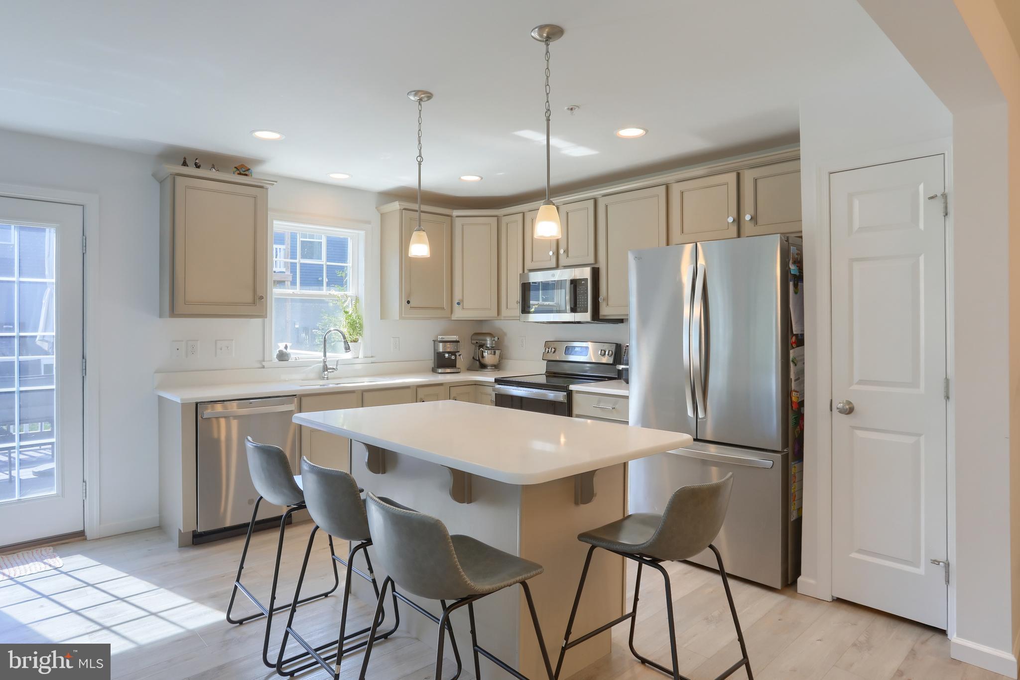 MAYAPPLE WOODS - Residential