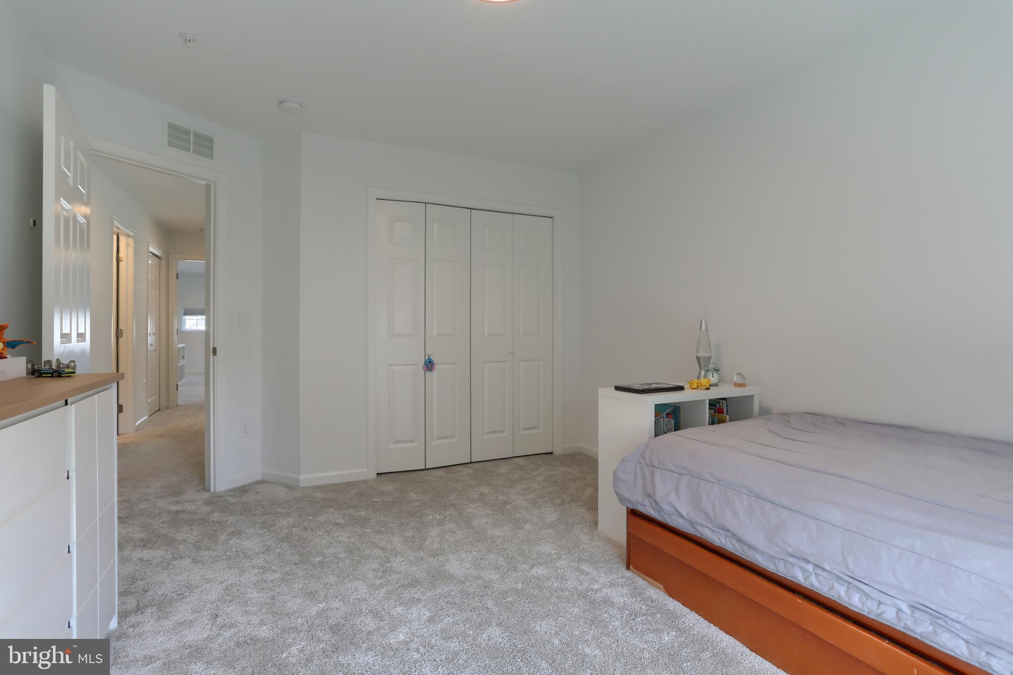 MAYAPPLE WOODS - Residential