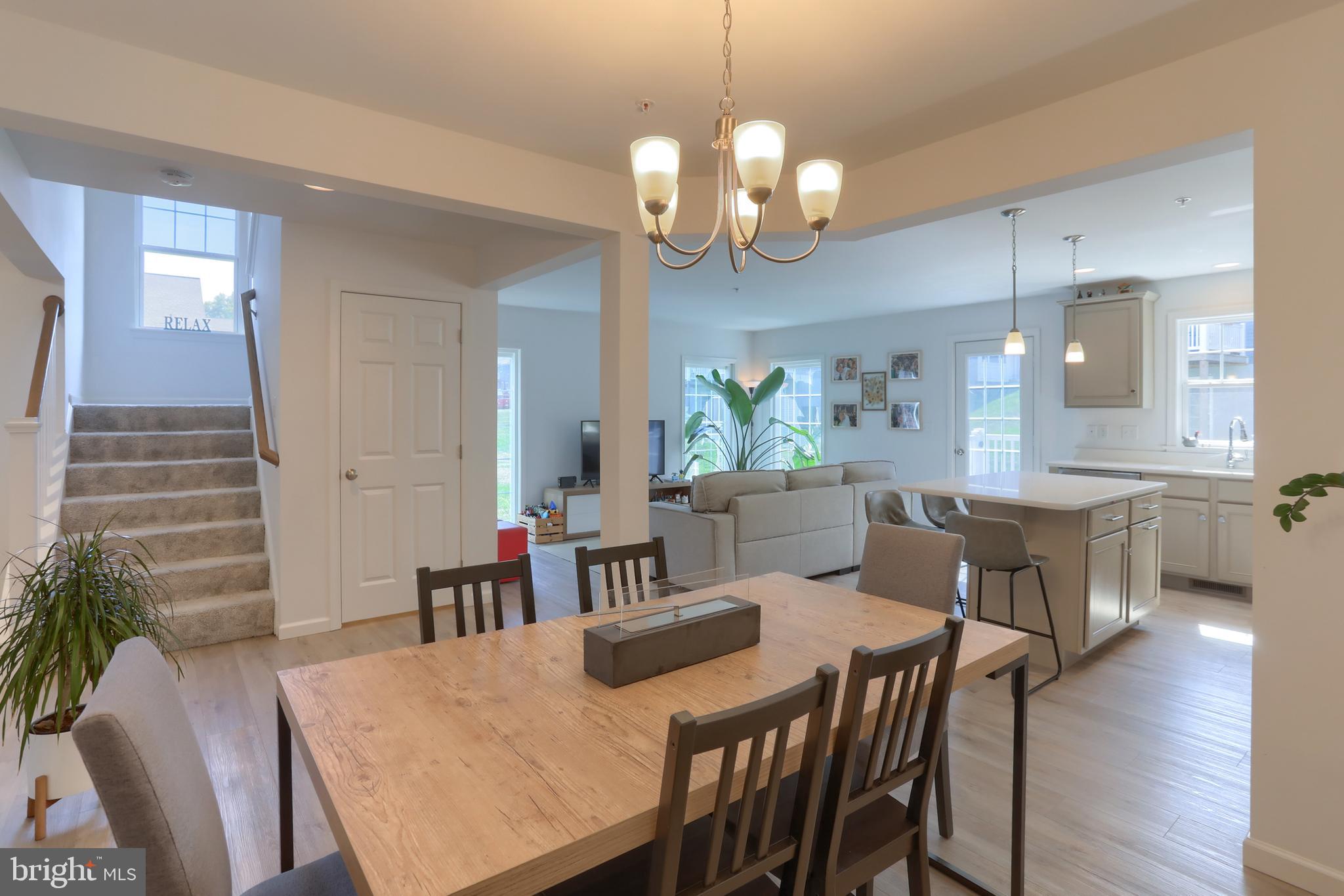 MAYAPPLE WOODS - Residential