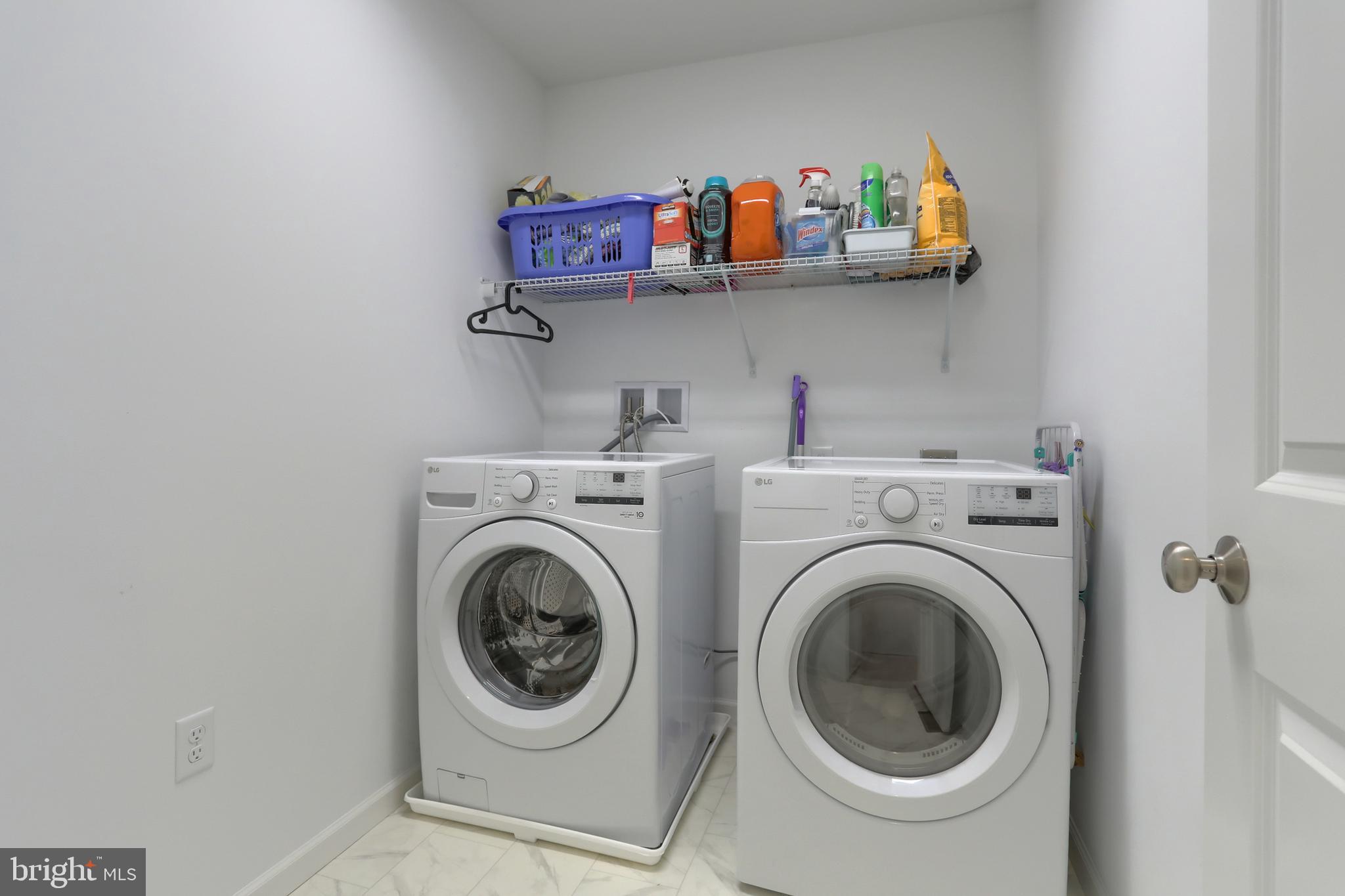 MAYAPPLE WOODS - Residential