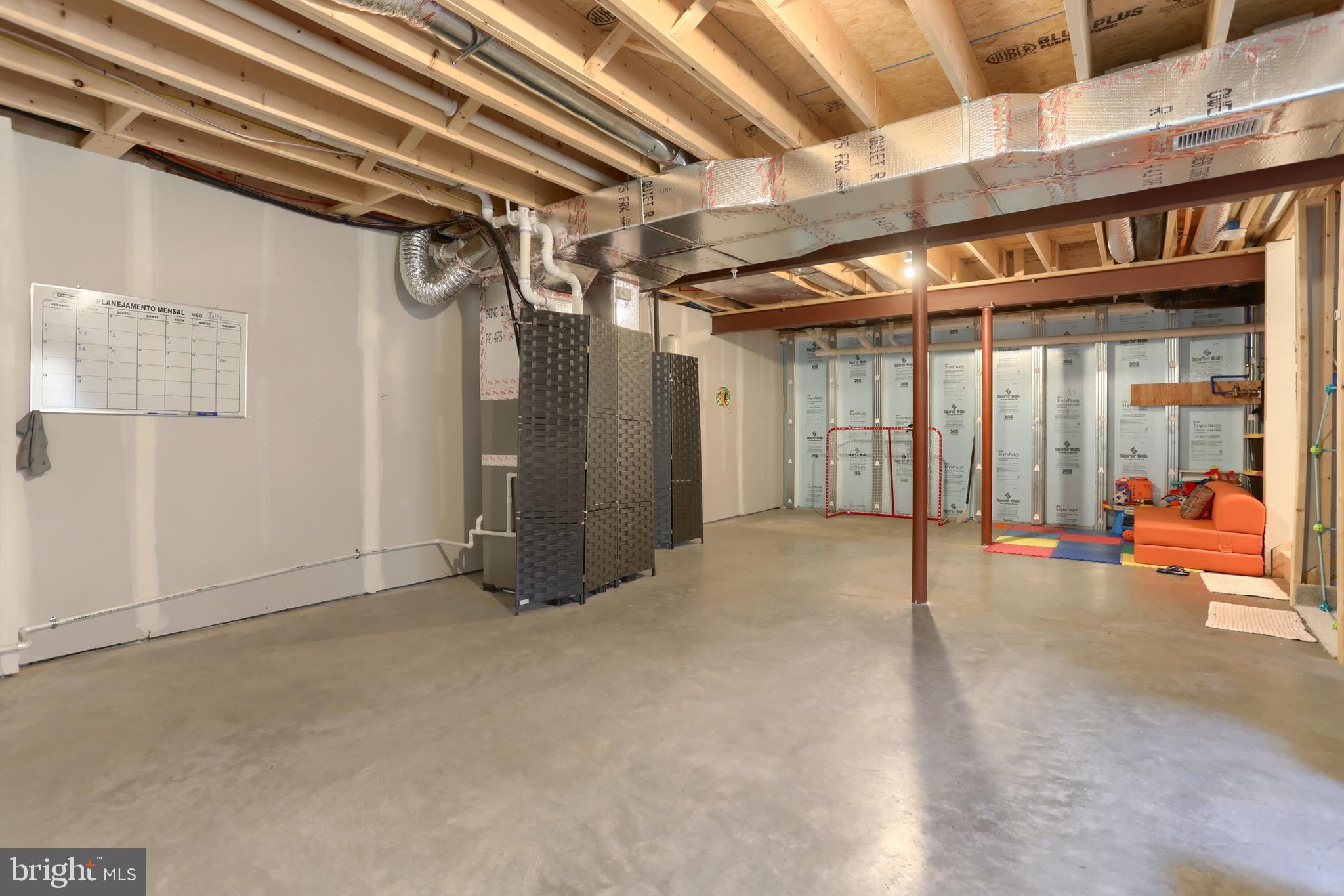 MAYAPPLE WOODS - Residential