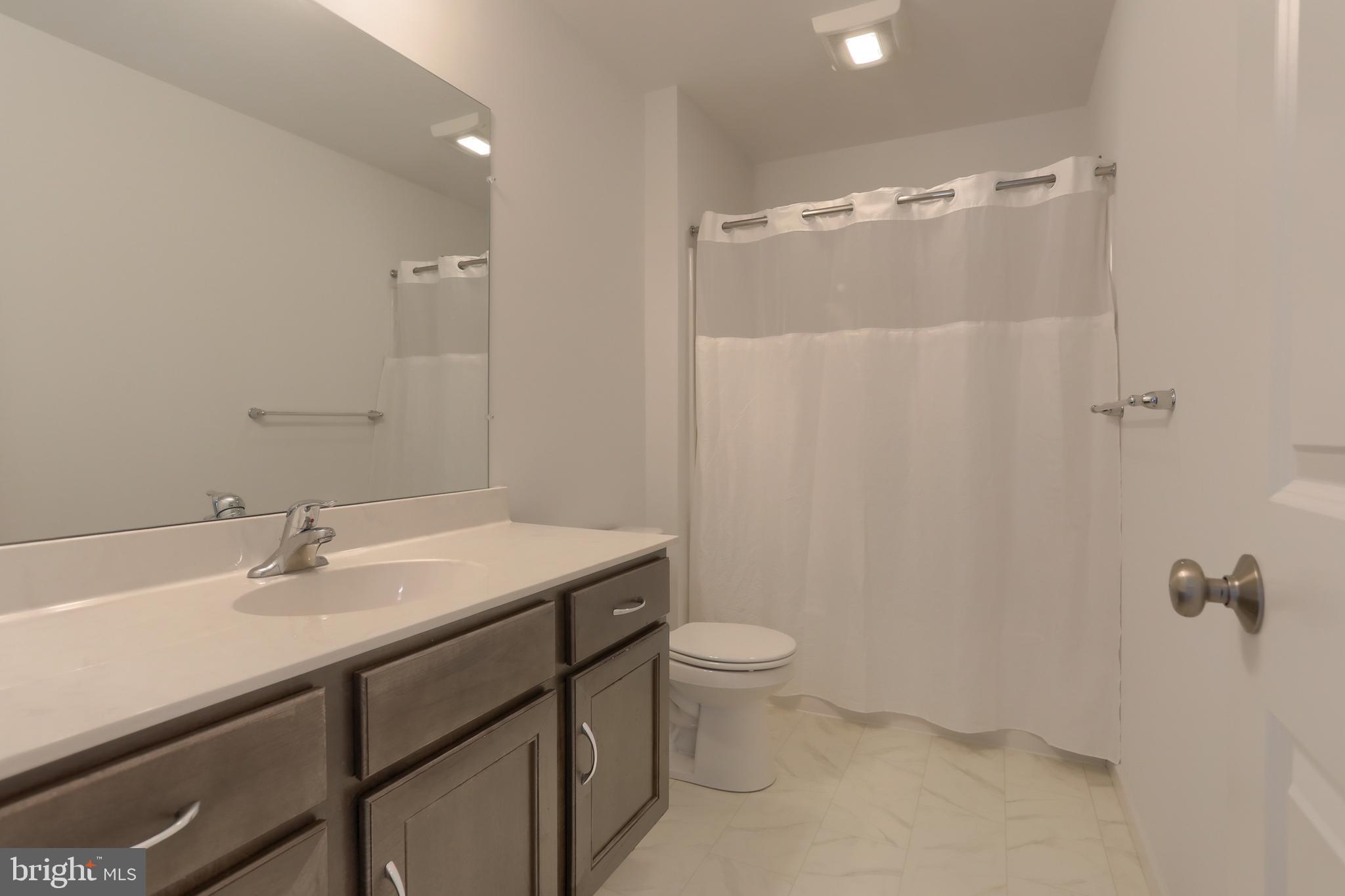 MAYAPPLE WOODS - Residential