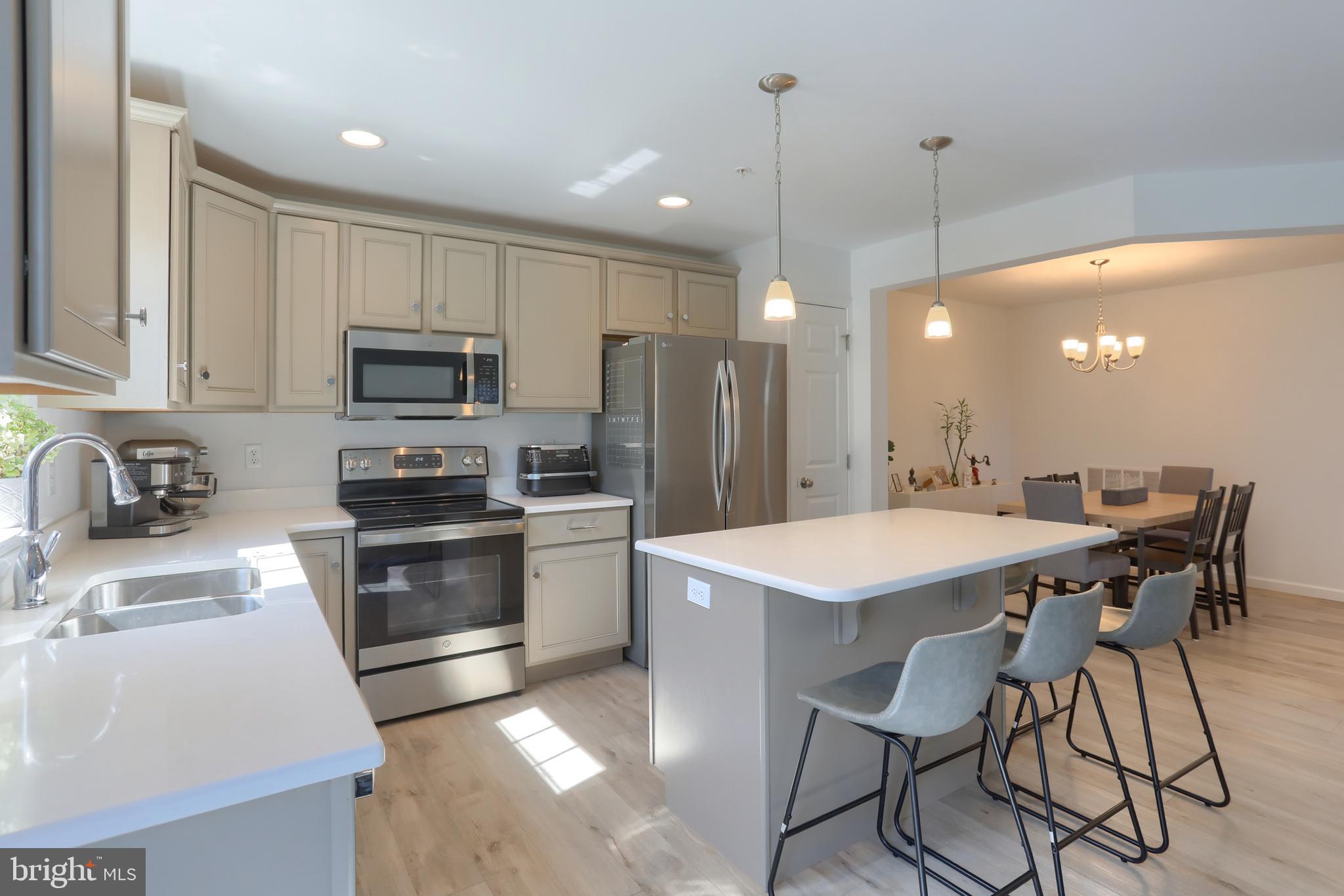 MAYAPPLE WOODS - Residential