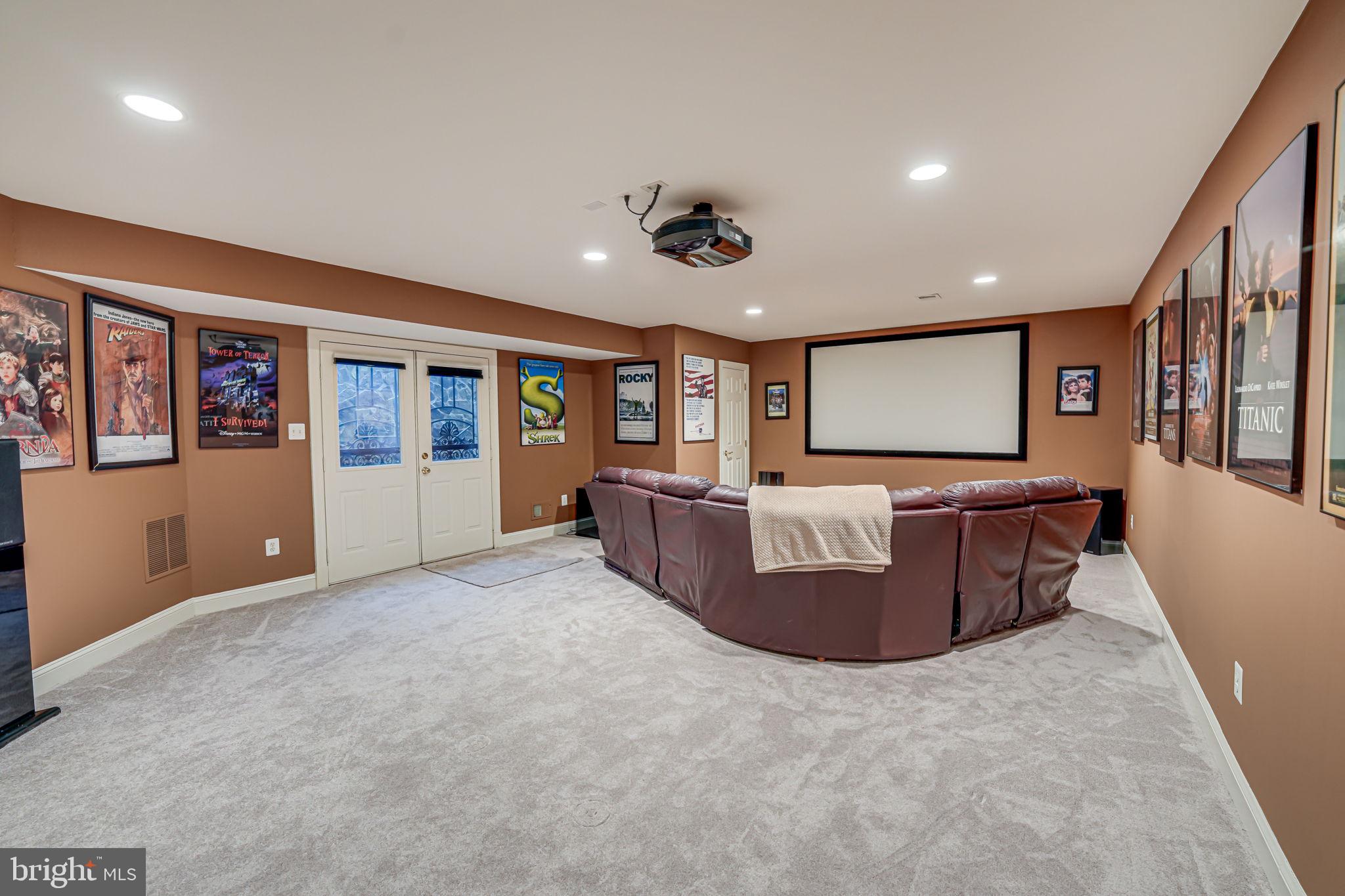 AIRSTON AT FOX MILL - Residential