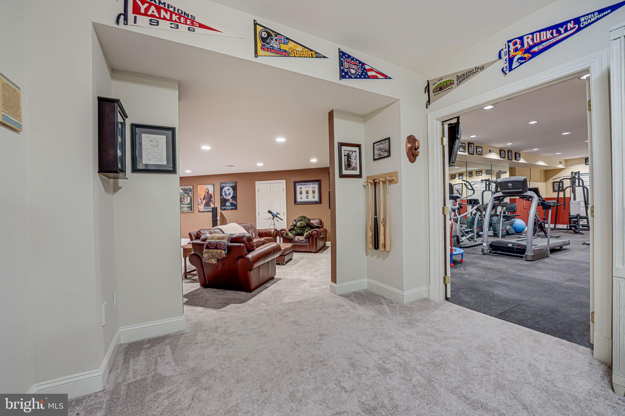 AIRSTON AT FOX MILL - Residential