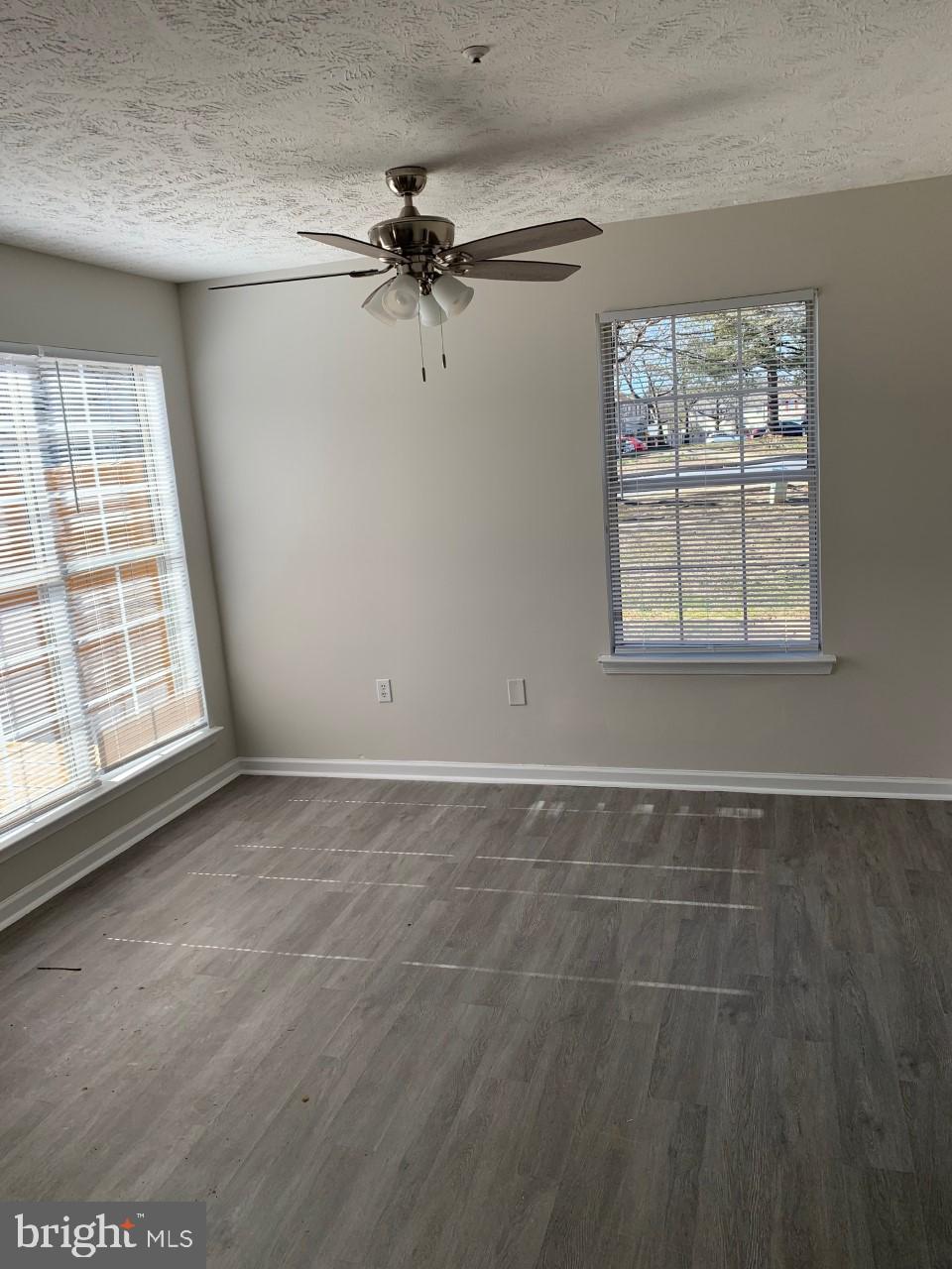 21392 EDGAR WAY