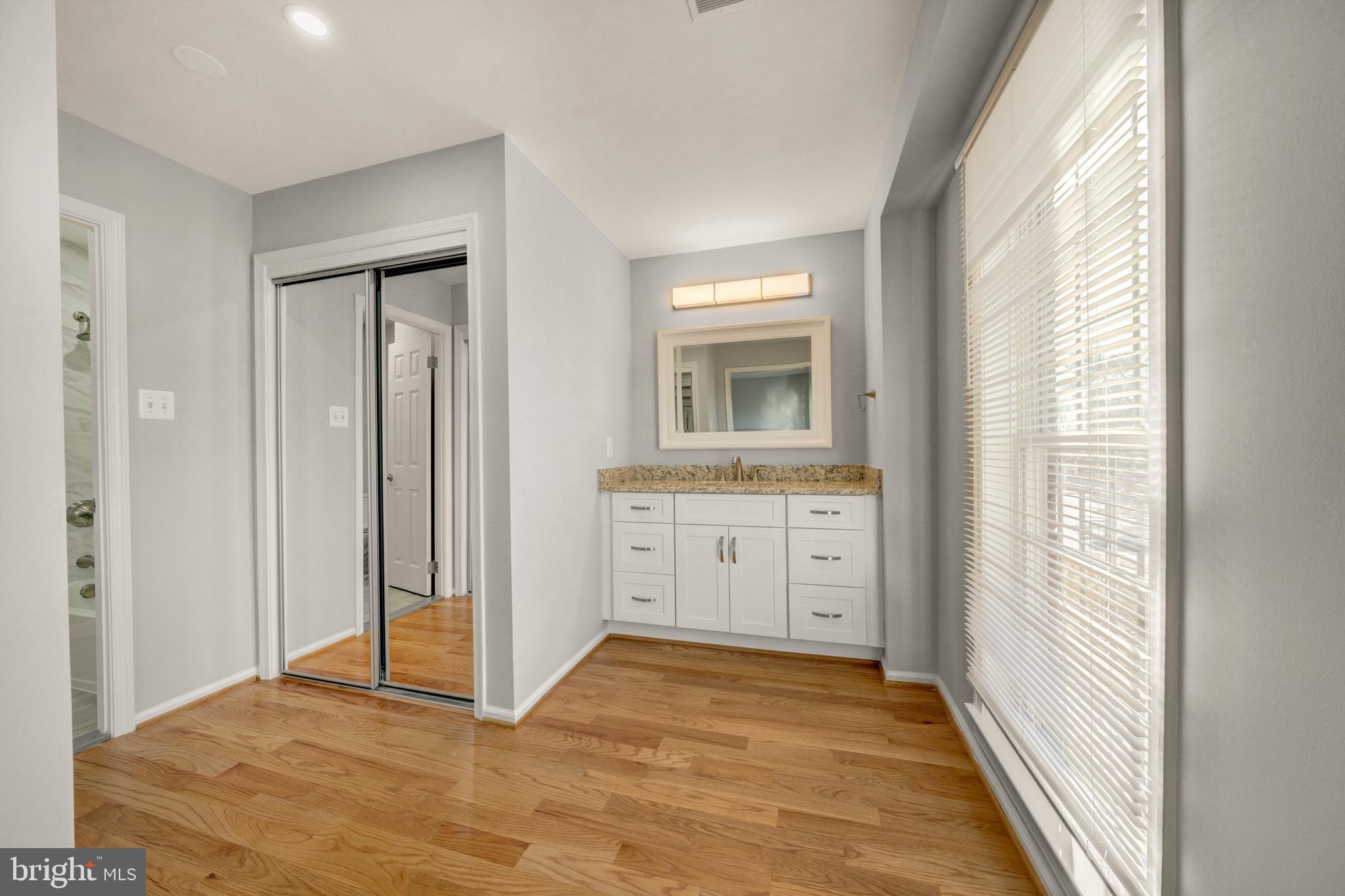 ROBIN GLEN - Residential