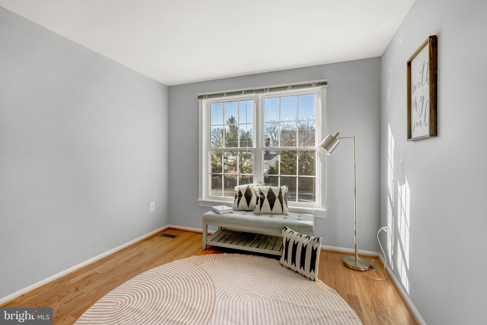 ROBIN GLEN - Residential