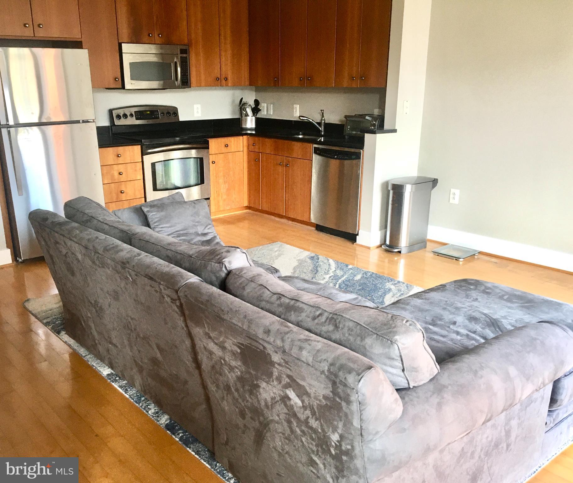 CONDOS AT CARLYLE SQUARE - Residential Lease