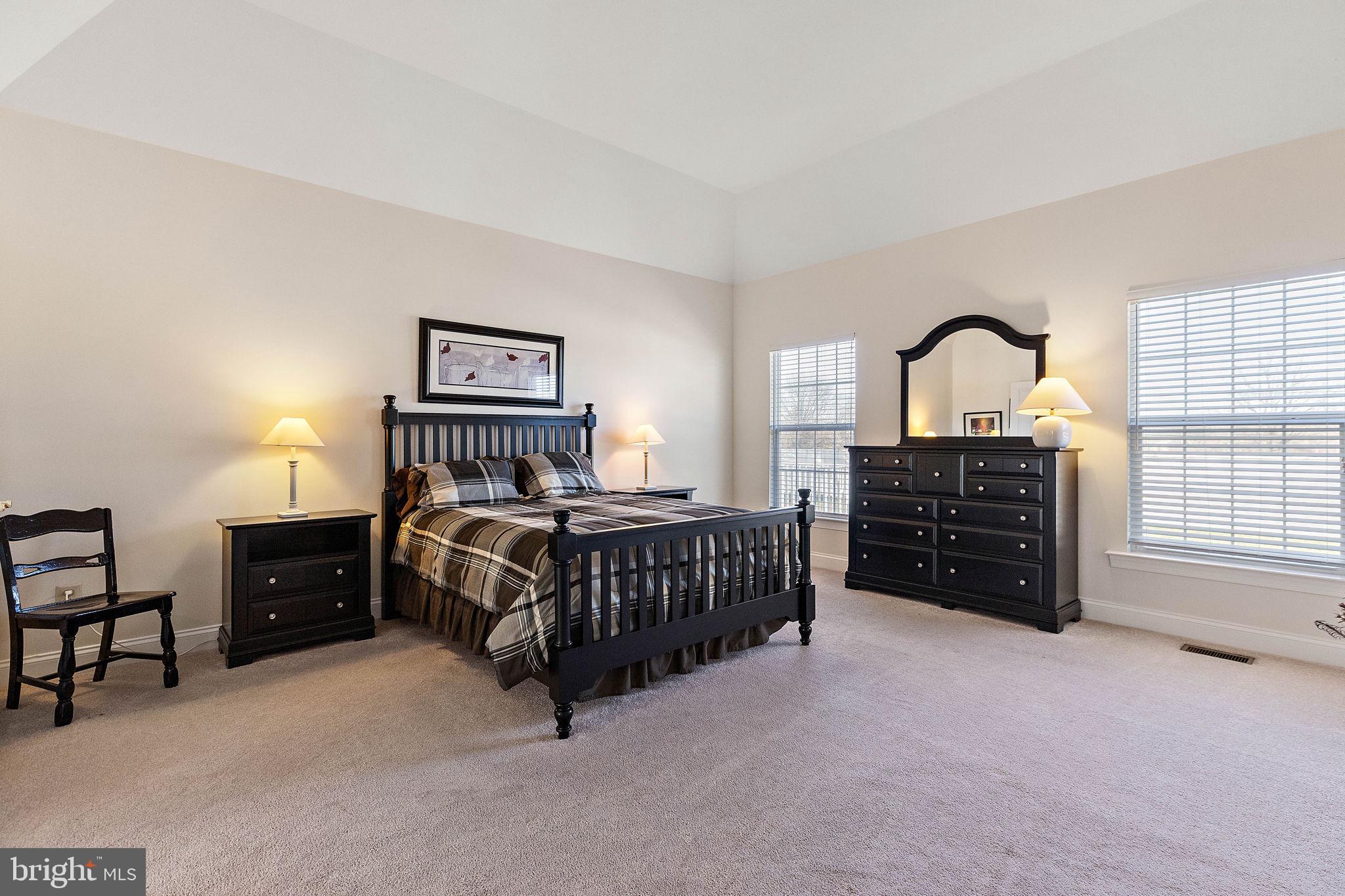 VICTORIA GARDENS - Residential