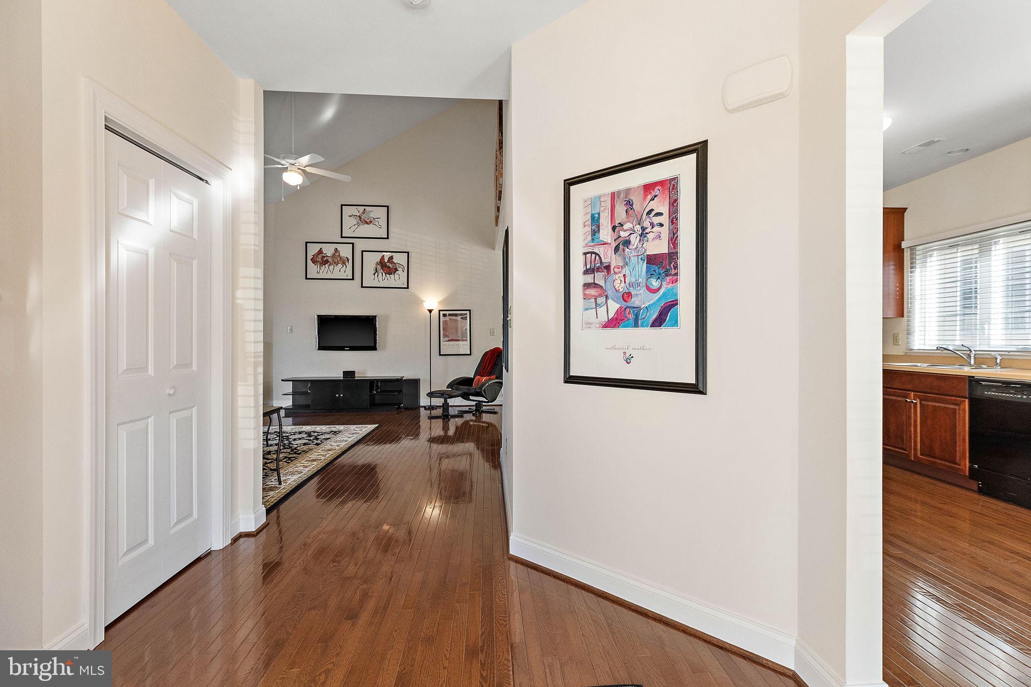 VICTORIA GARDENS - Residential