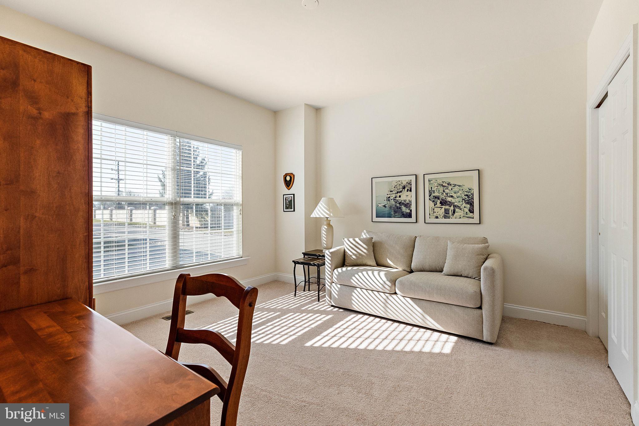 VICTORIA GARDENS - Residential