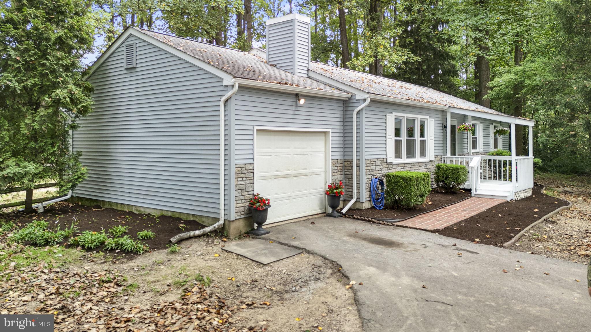 125 WESTMORELAND DRIVE