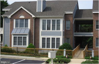 RIVA TRACE/SUMMER PLACE - Residential Lease