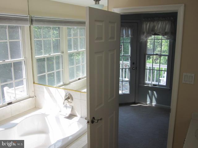 RIVA TRACE/SUMMER PLACE - Residential Lease