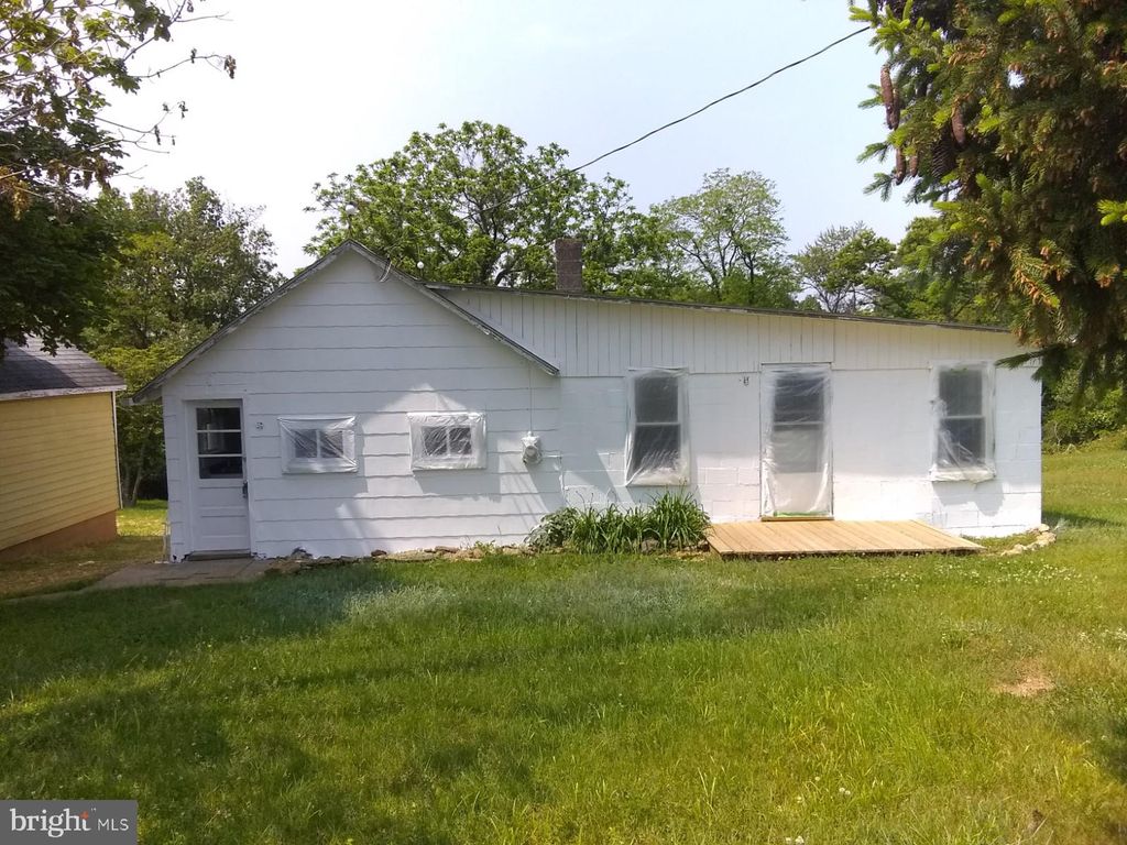 Photo of 623 Miller Rd, DELTA, PA 17314 (MLS # PAYK2091238)