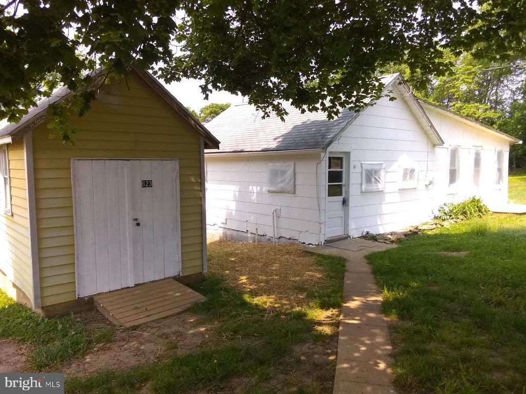 Photo of 623 Miller Rd, DELTA, PA 17314 (MLS # PAYK2091238)