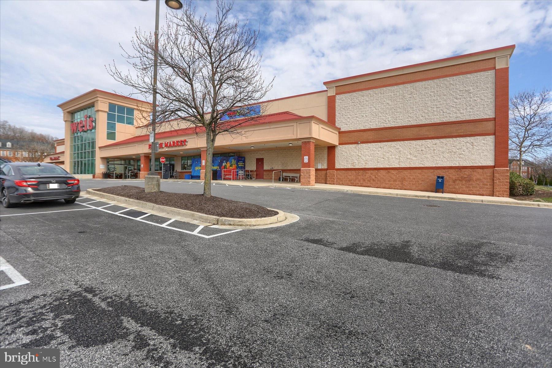 PERRY HALL FARMS - Residential