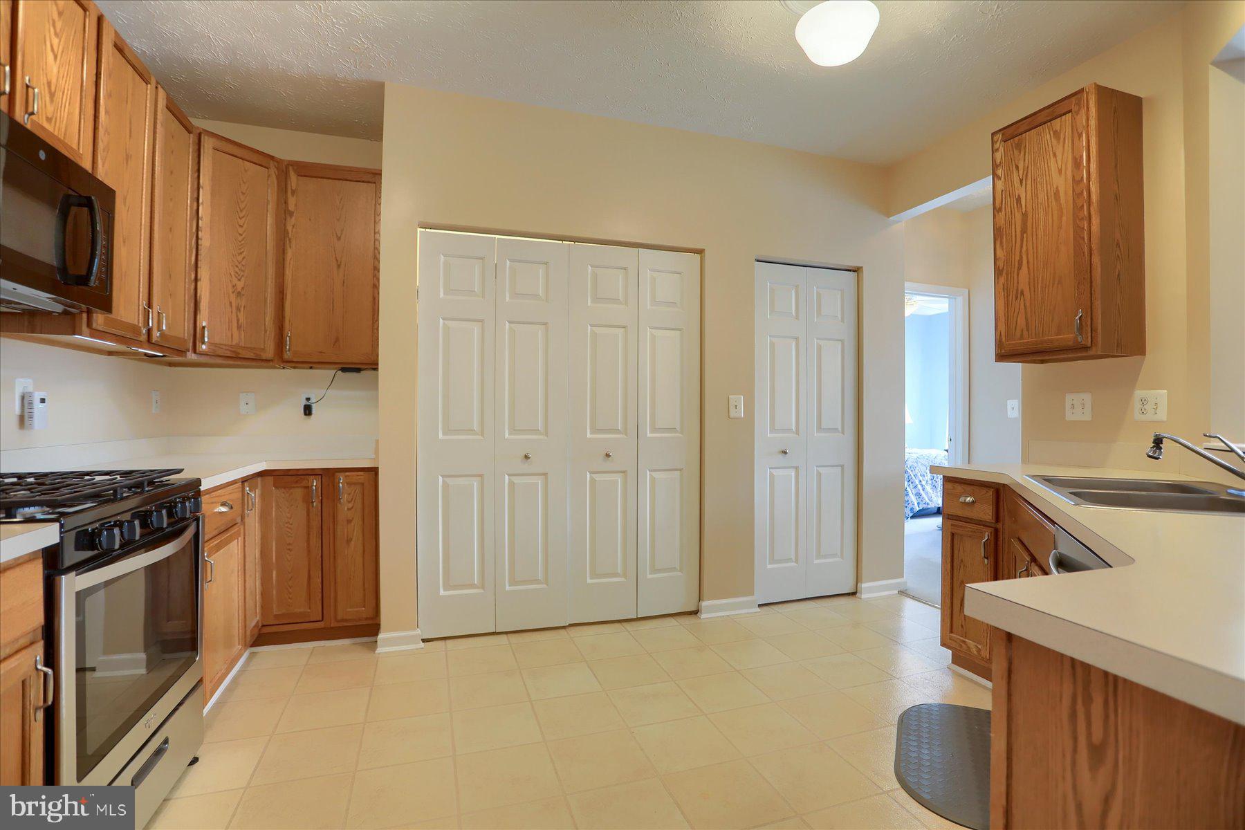 PERRY HALL FARMS - Residential